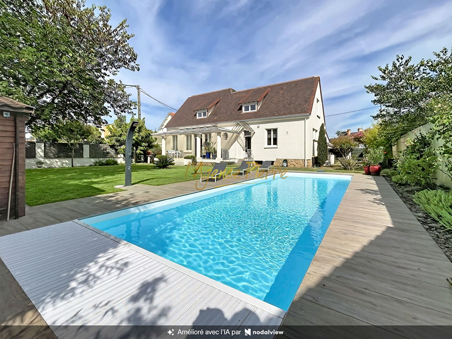Photo 2 — AGENCE PIERRE