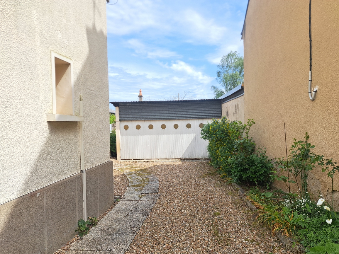 Photo 16 — AGENCE PIERRE