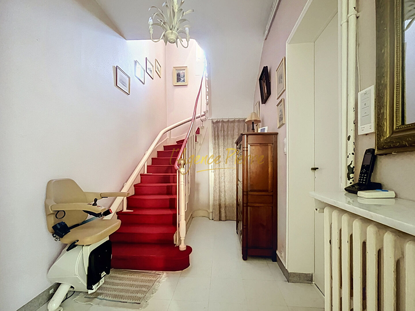 Photo 8 — AGENCE PIERRE