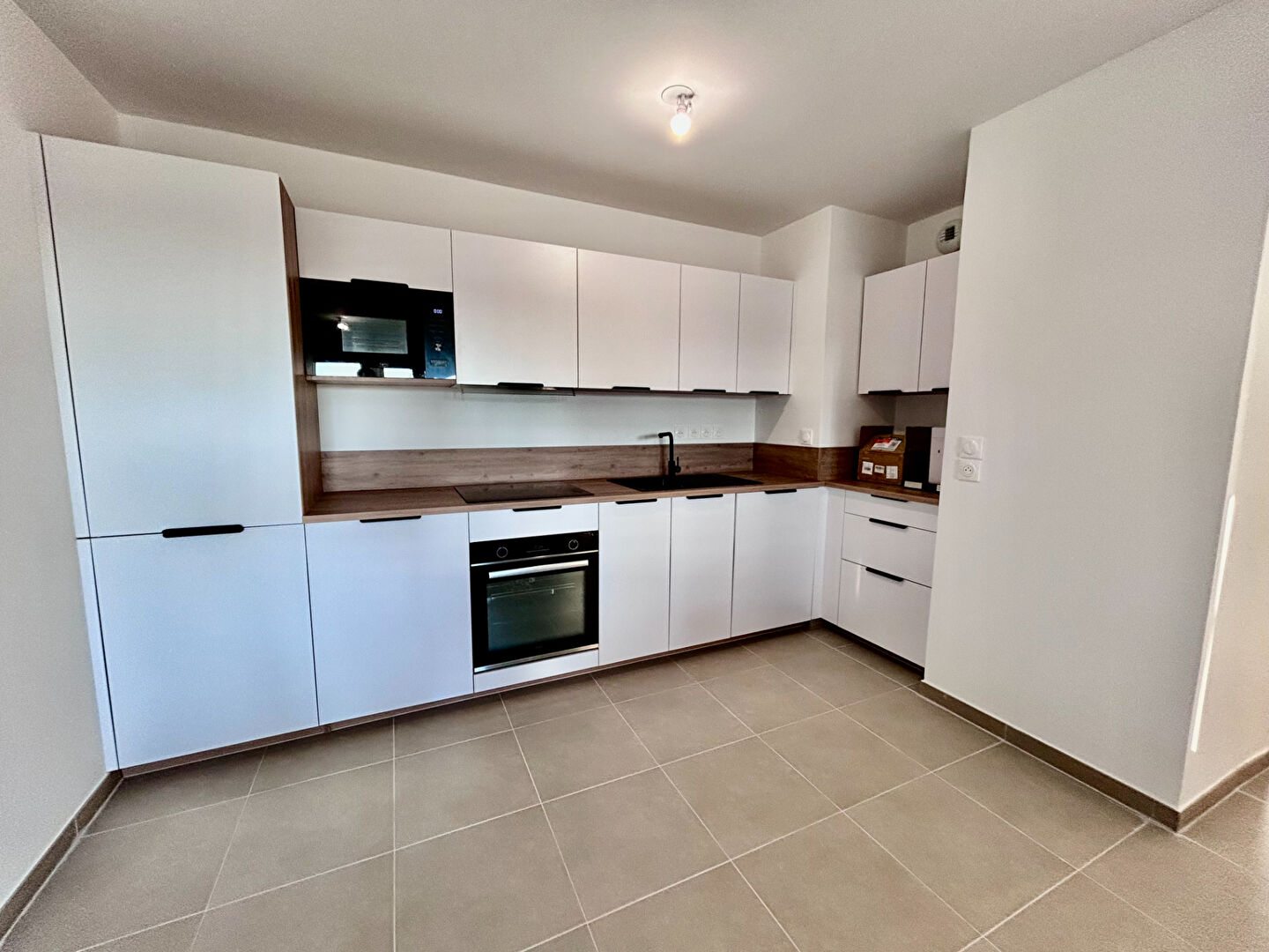Photo 3 — AVENIR IMMOBILIER