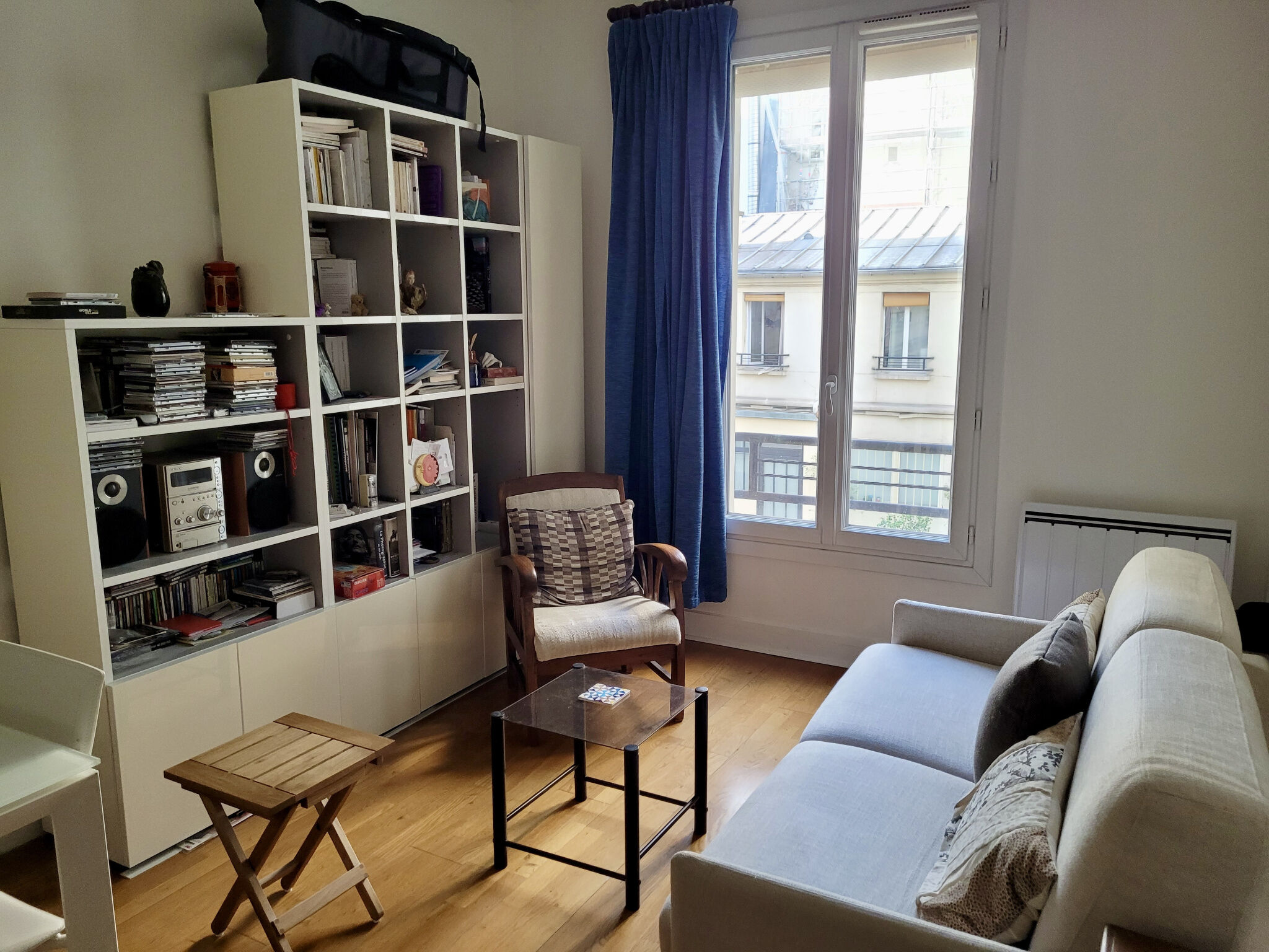 Photo 5 — CABINET CASTAN