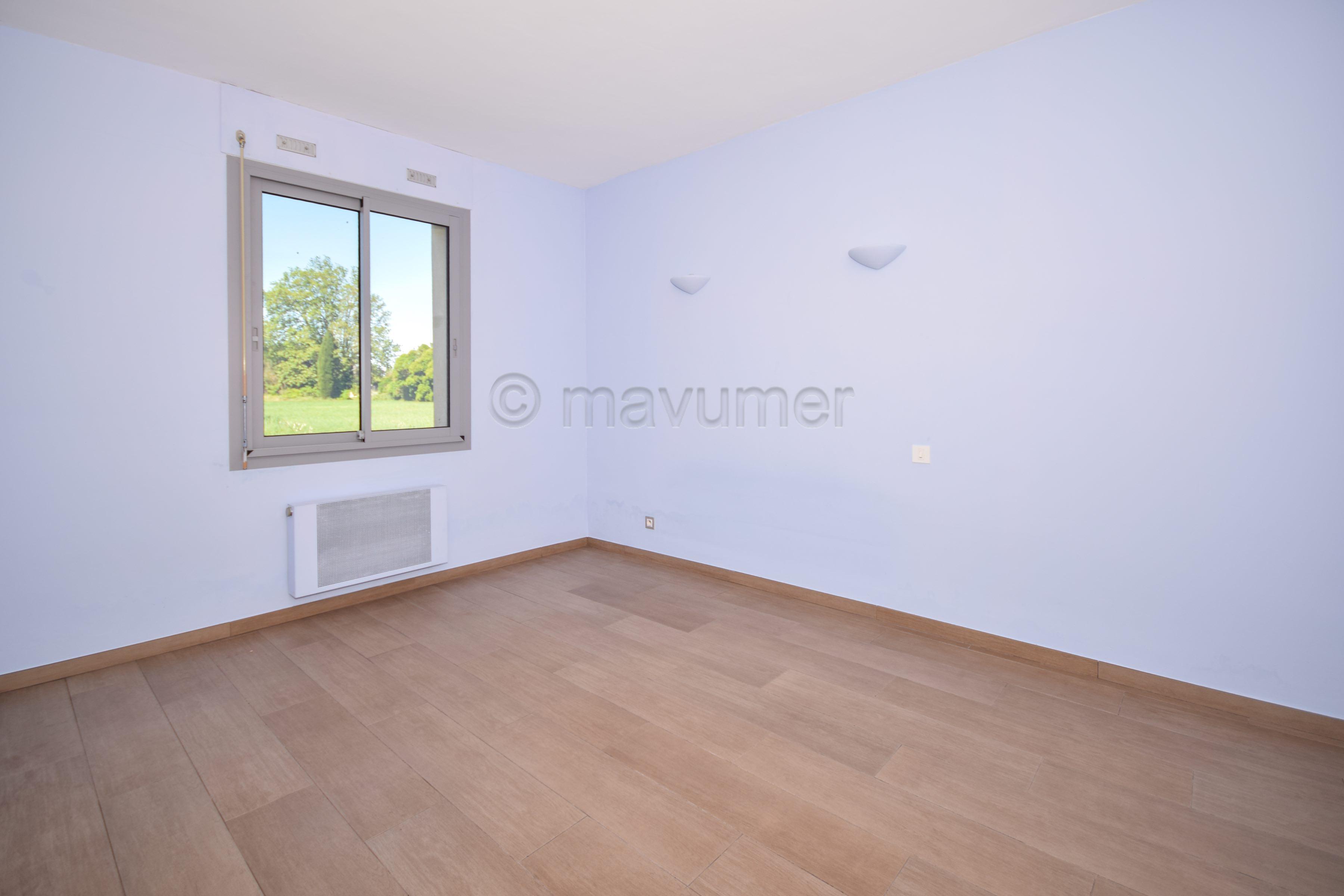 Photo 11 — MAVUMER