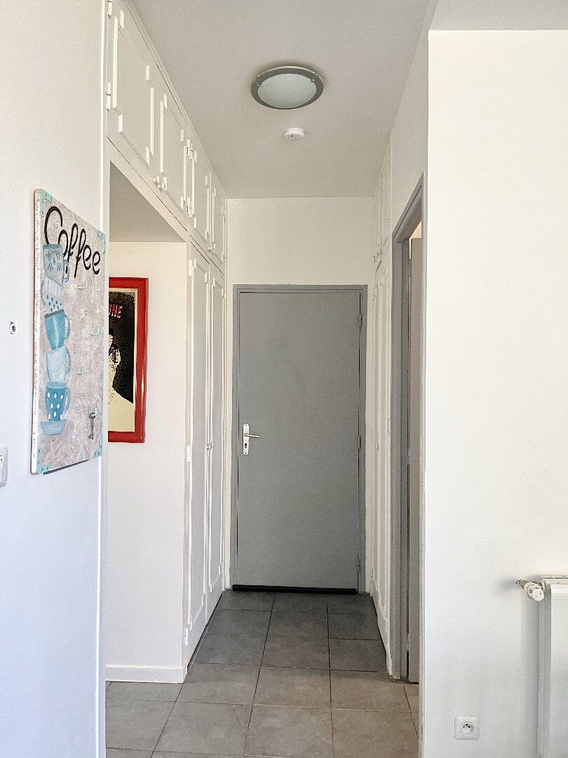 Photo 2 — AGENCE INTERNATIONALE ALBERT HONIG