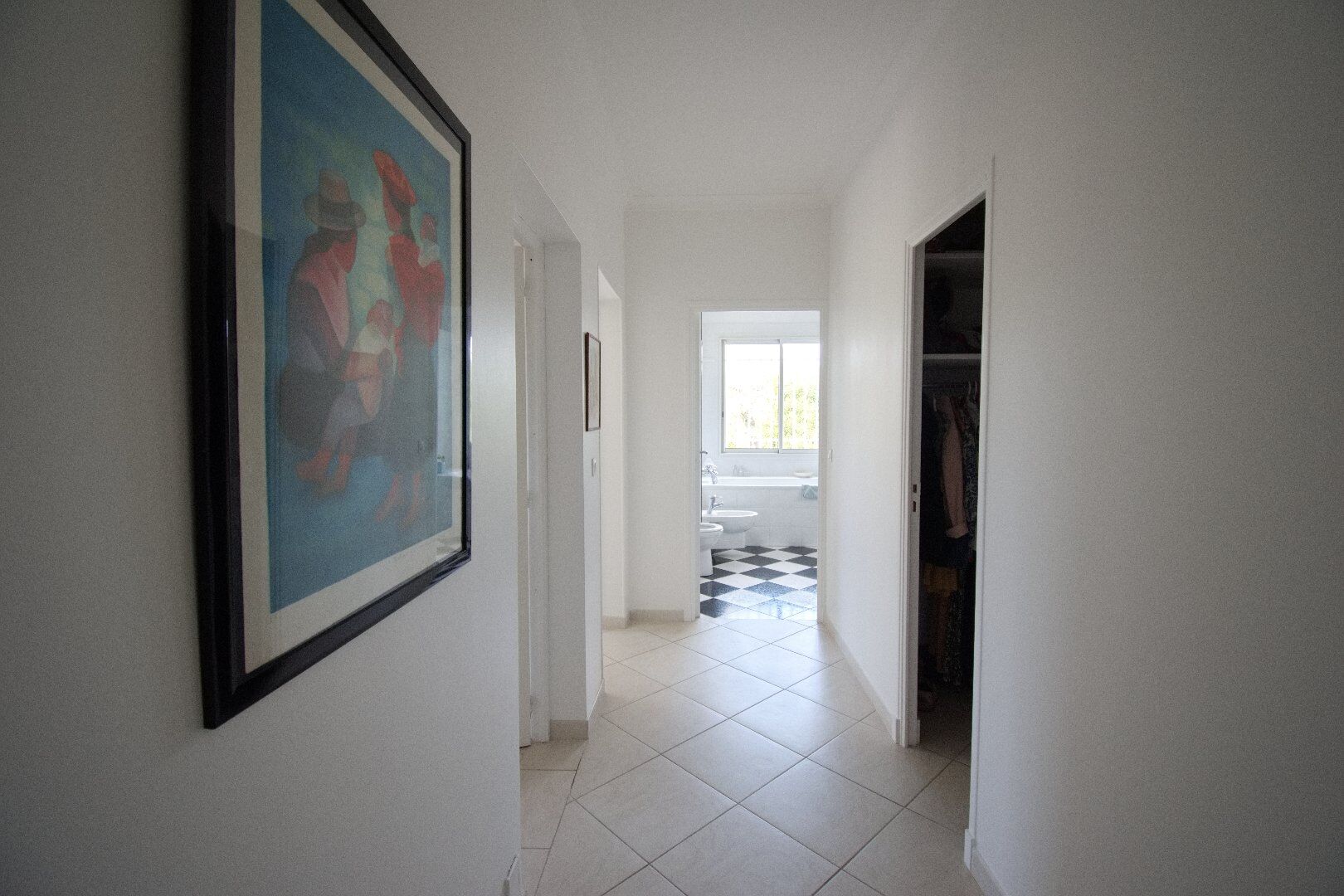 Photo 10 — AGENCE INTERNATIONALE ALBERT HONIG