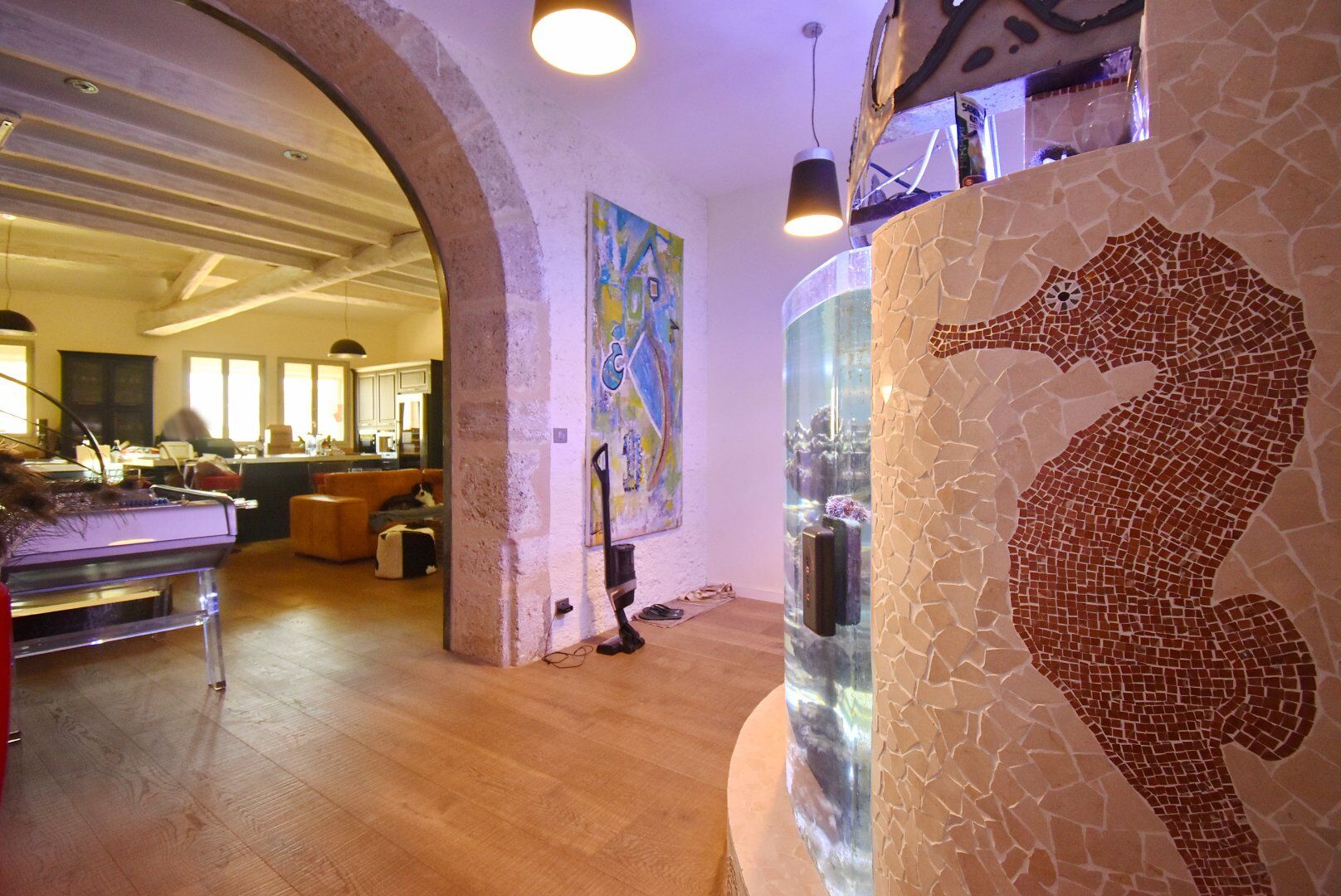 Photo 6 — AGENCE INTERNATIONALE ALBERT HONIG