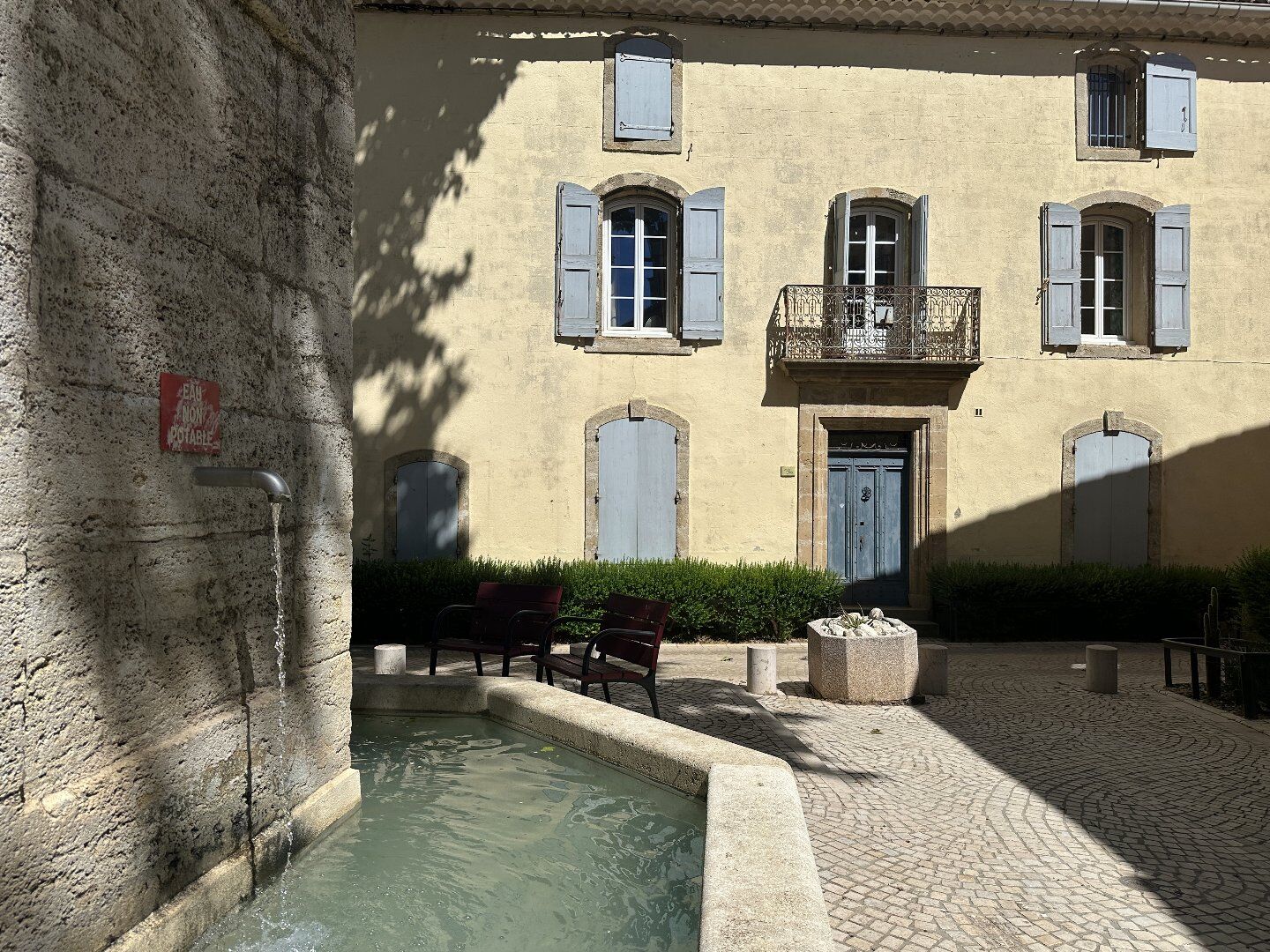 Photo 2 — AGENCE INTERNATIONALE ALBERT HONIG