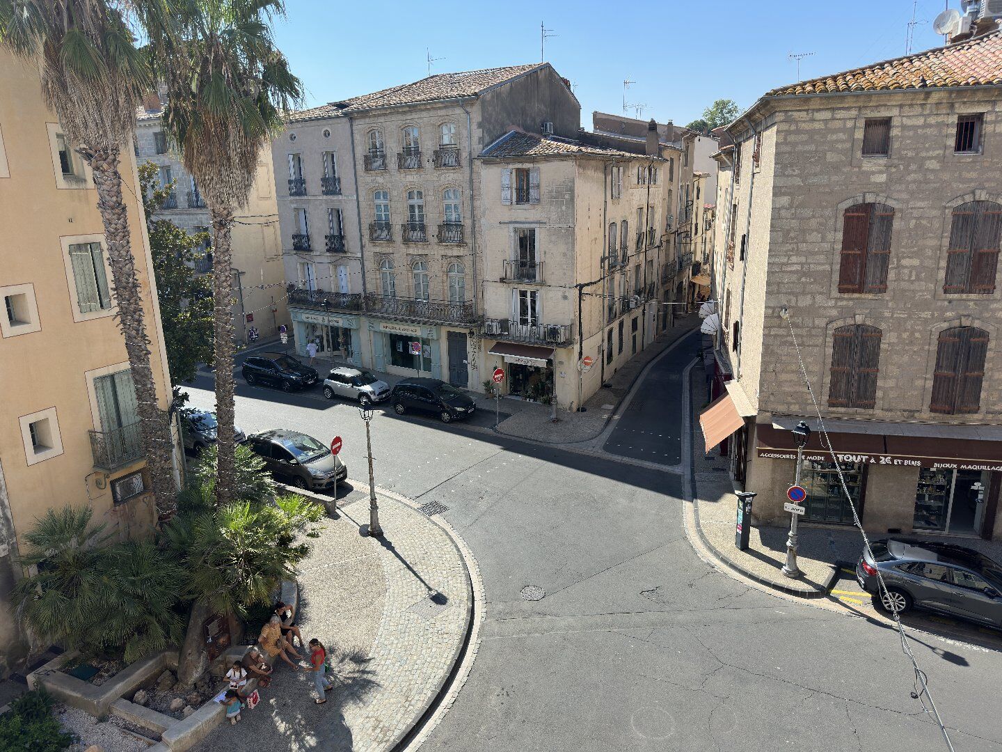 Photo 17 — AGENCE INTERNATIONALE ALBERT HONIG