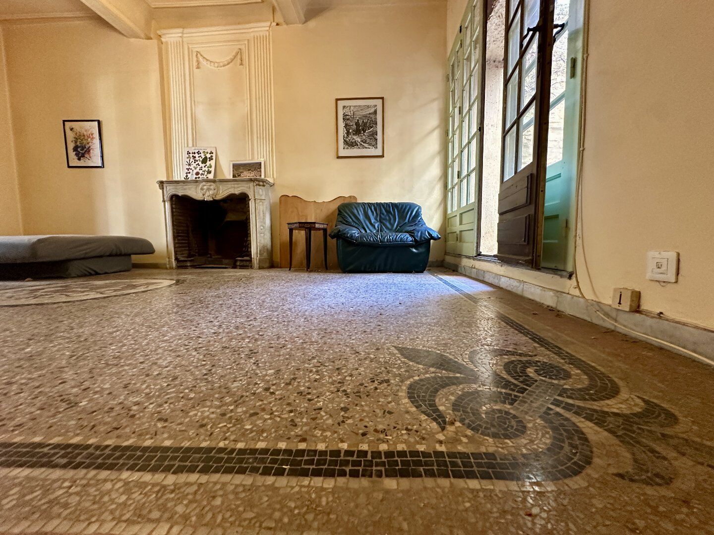 Photo 12 — AGENCE INTERNATIONALE ALBERT HONIG