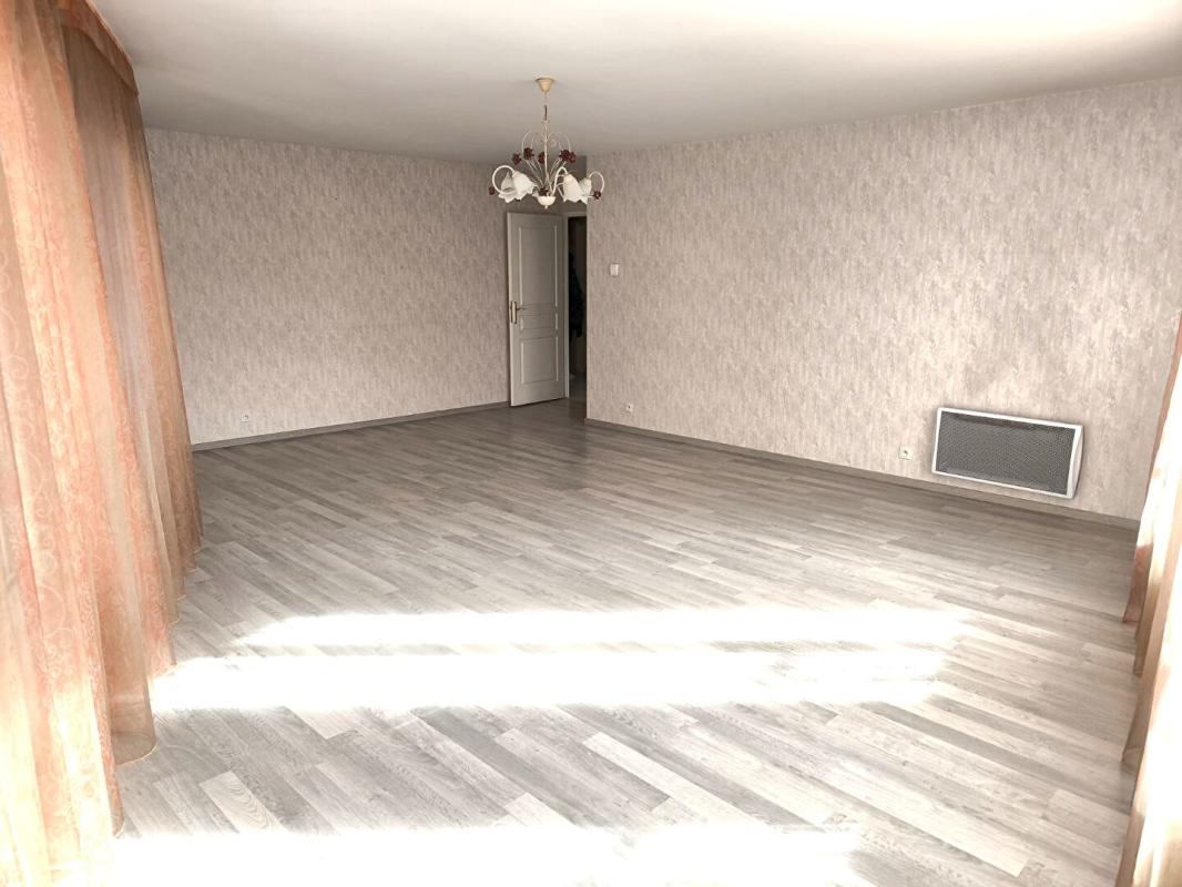 Photo 3 — CANDAT IMMOBILIER