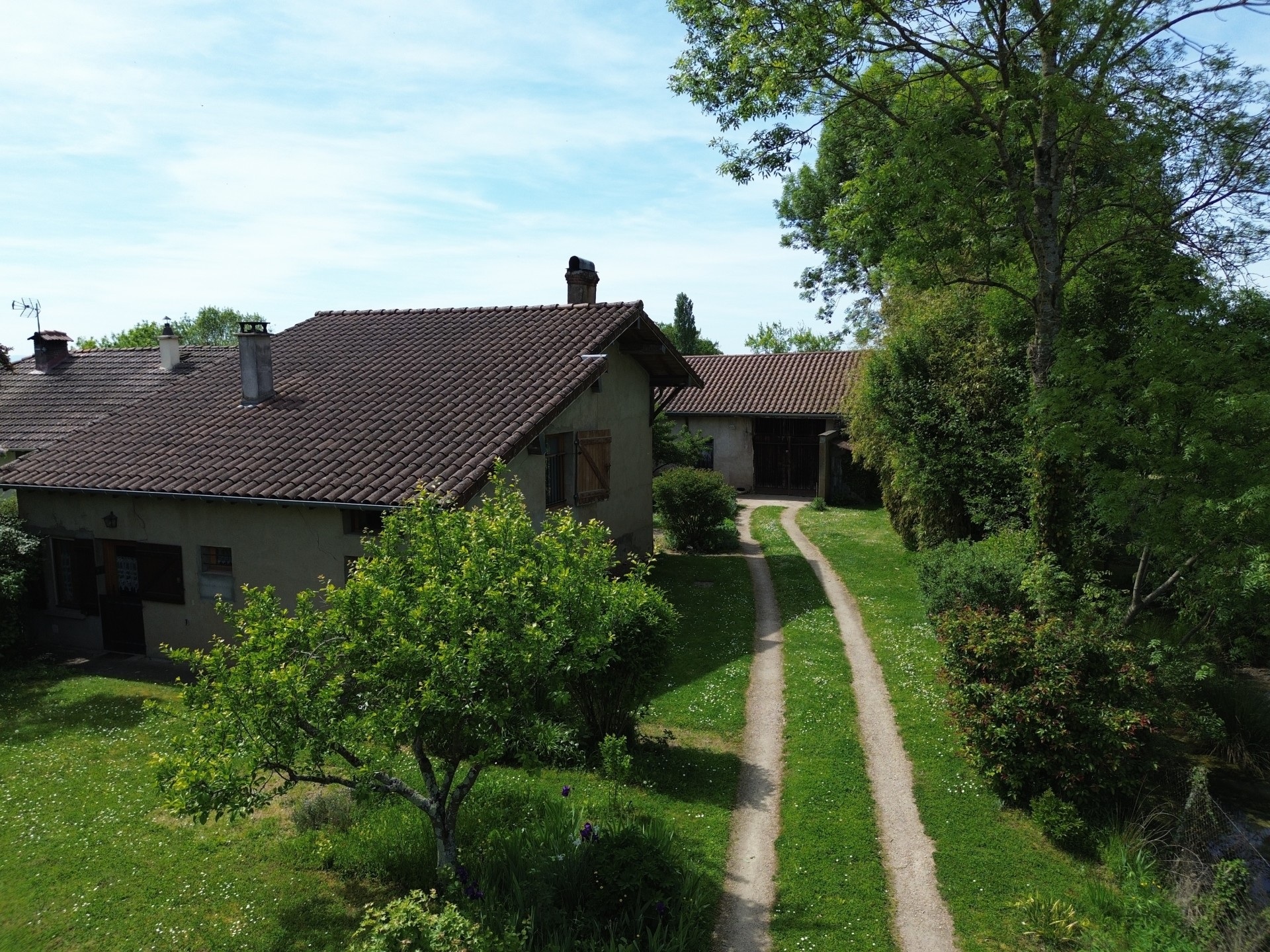 Photo 2 — IMMOBRESSE