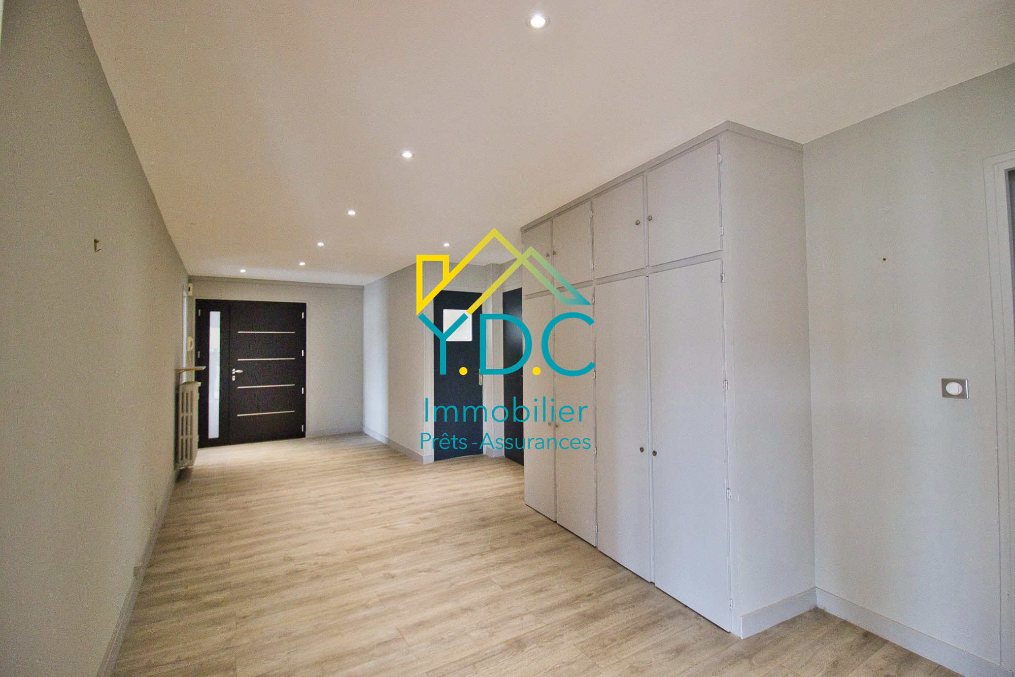 Photo 3 — Y.D.C IMMOBILIER ET COURTAGE