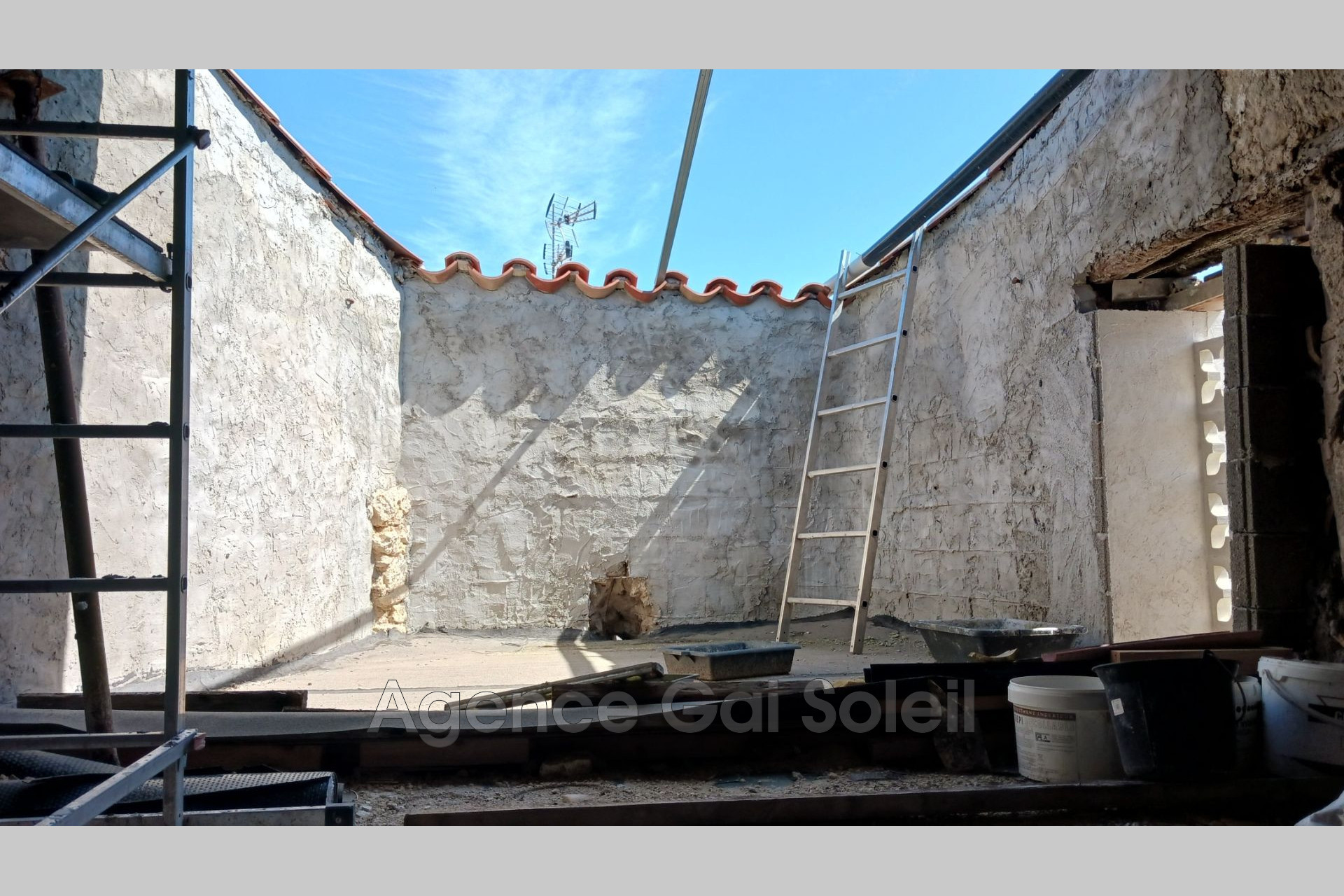Photo 8 — GAI SOLEIL