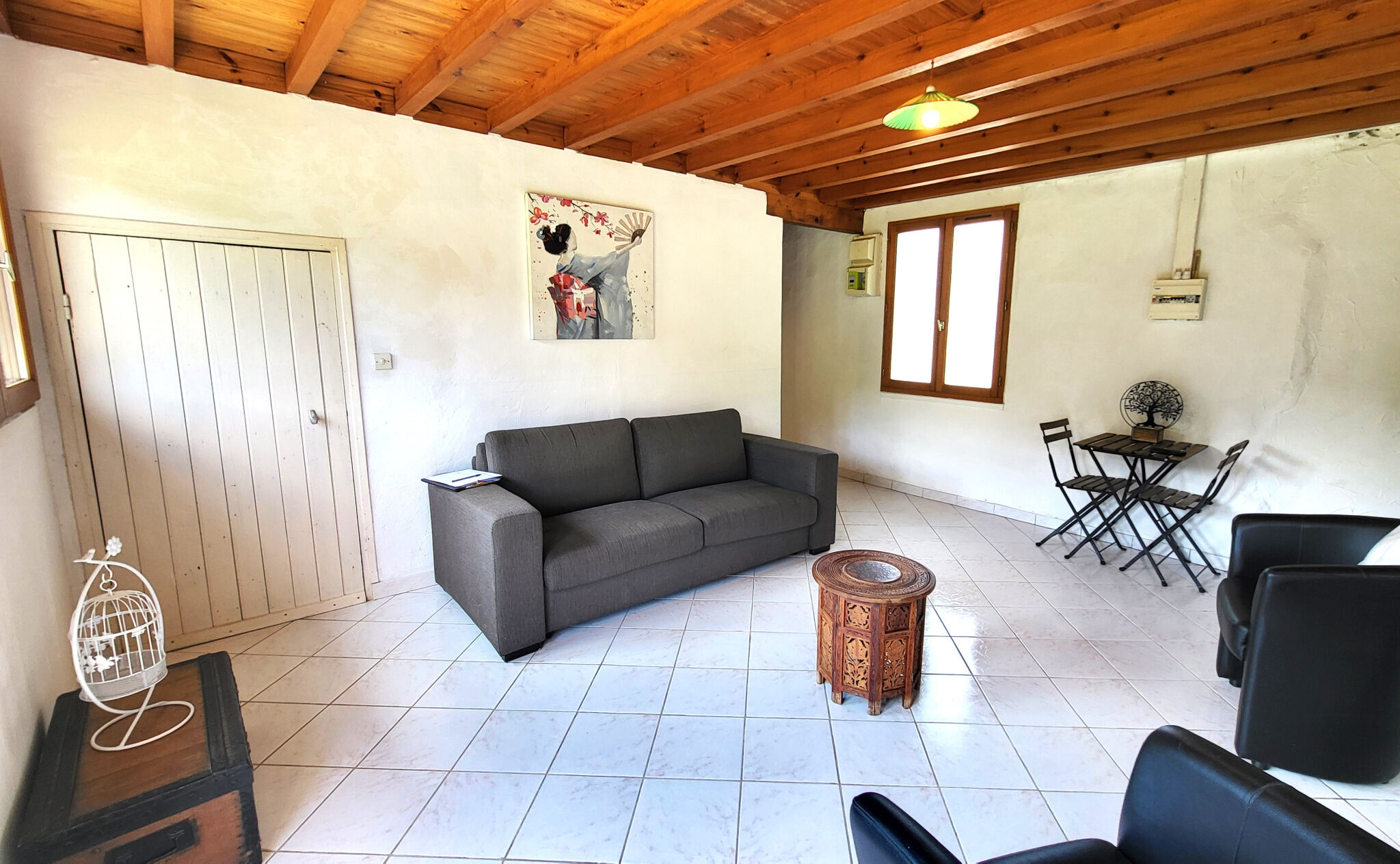 Photo 3 — L'AGENCE DES REMPARTS