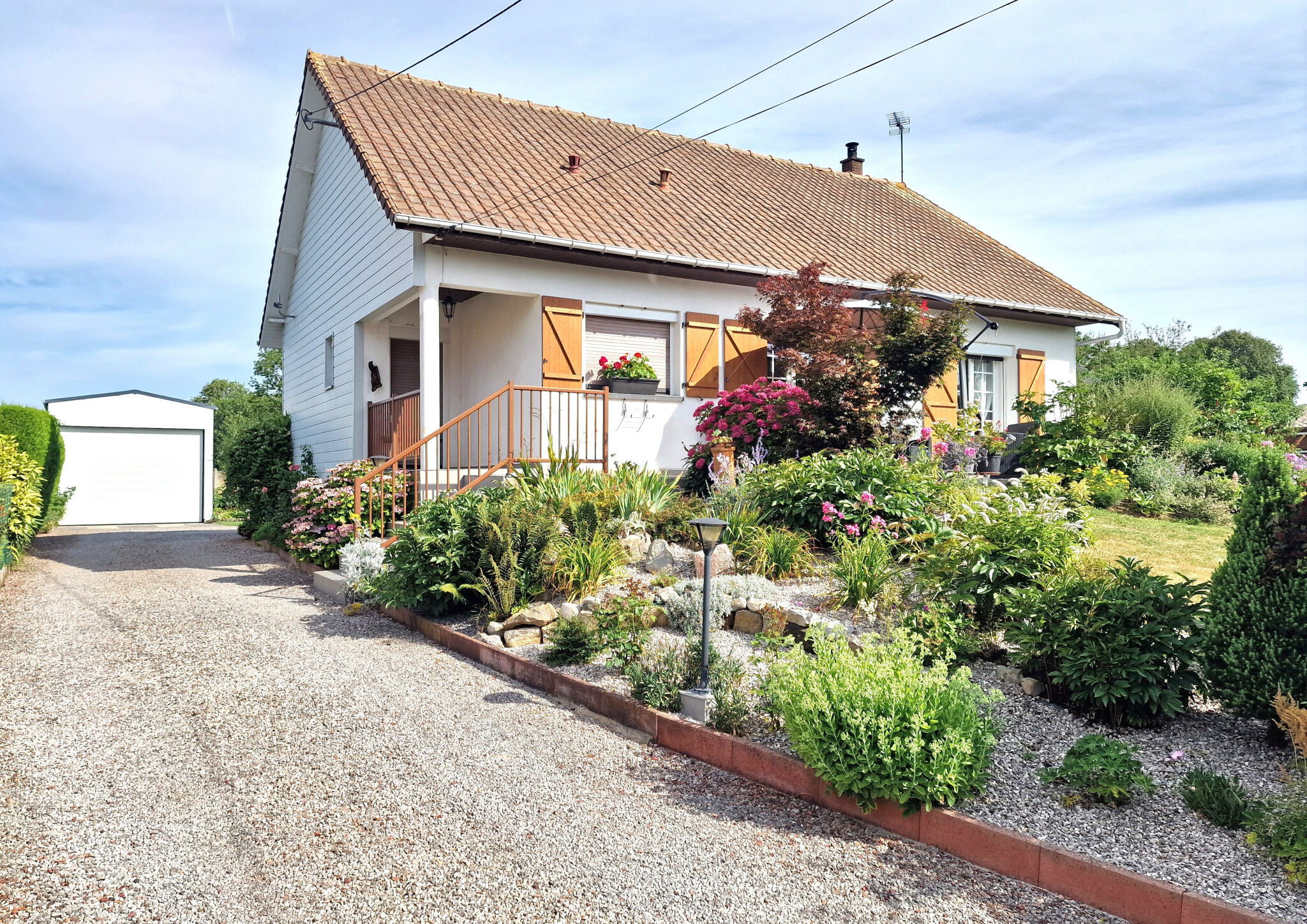 Photo 3 — L'AGENCE DES REMPARTS