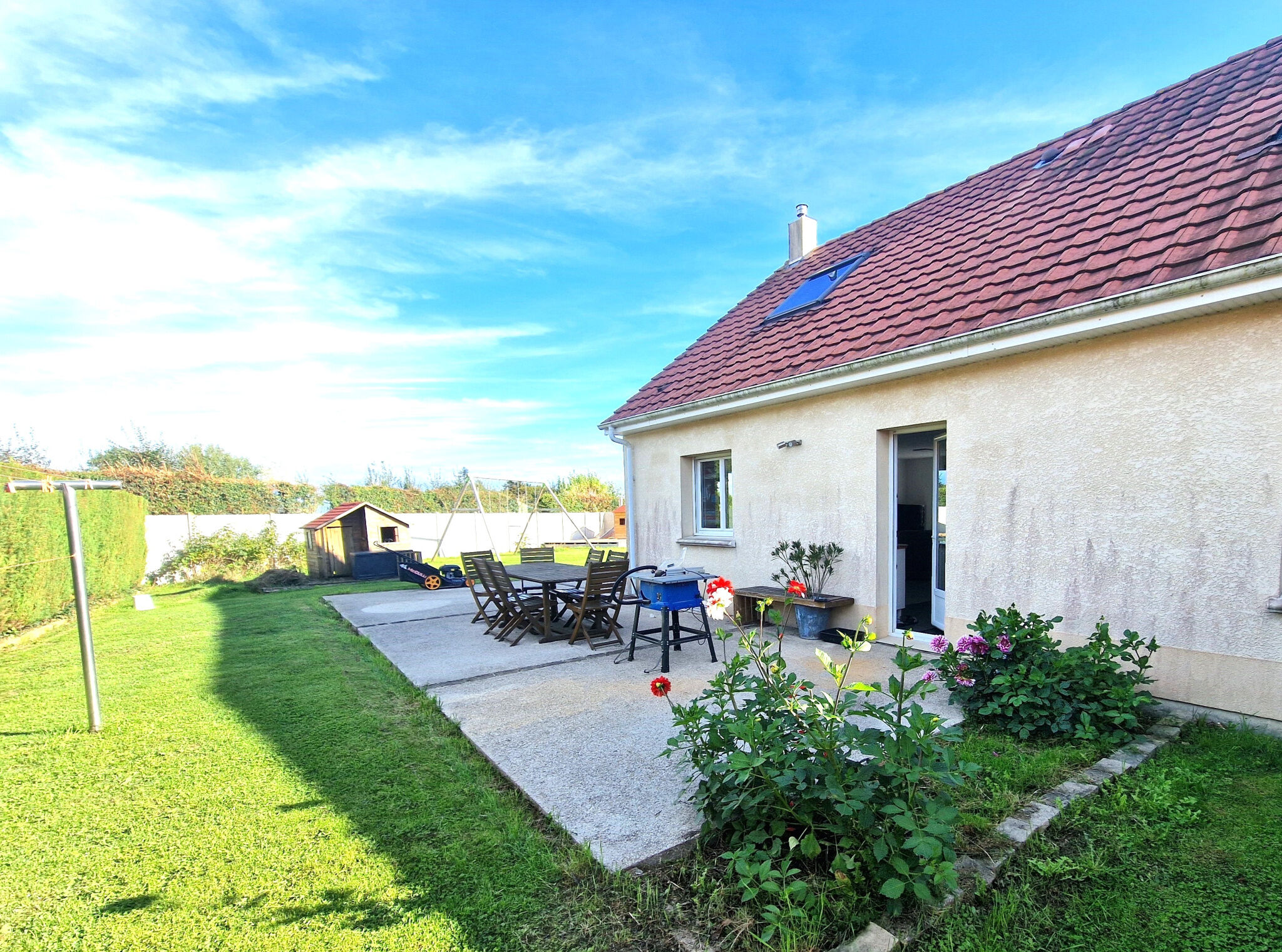 Photo 2 — L'AGENCE DES REMPARTS