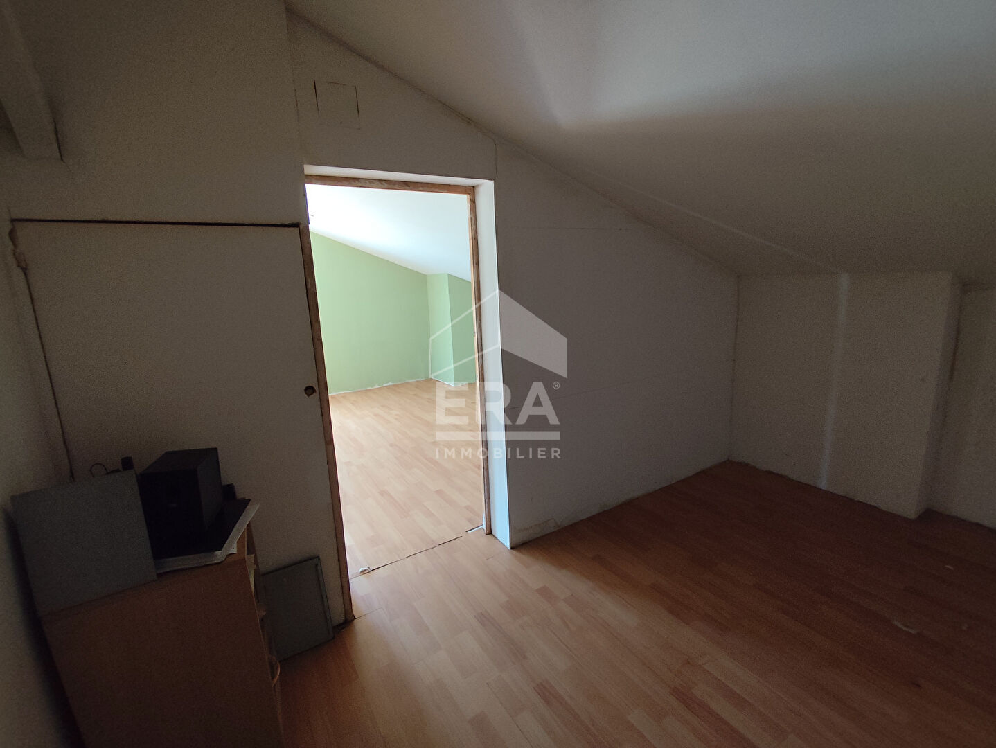 Photo 8 — ERA - BUY AND SELL