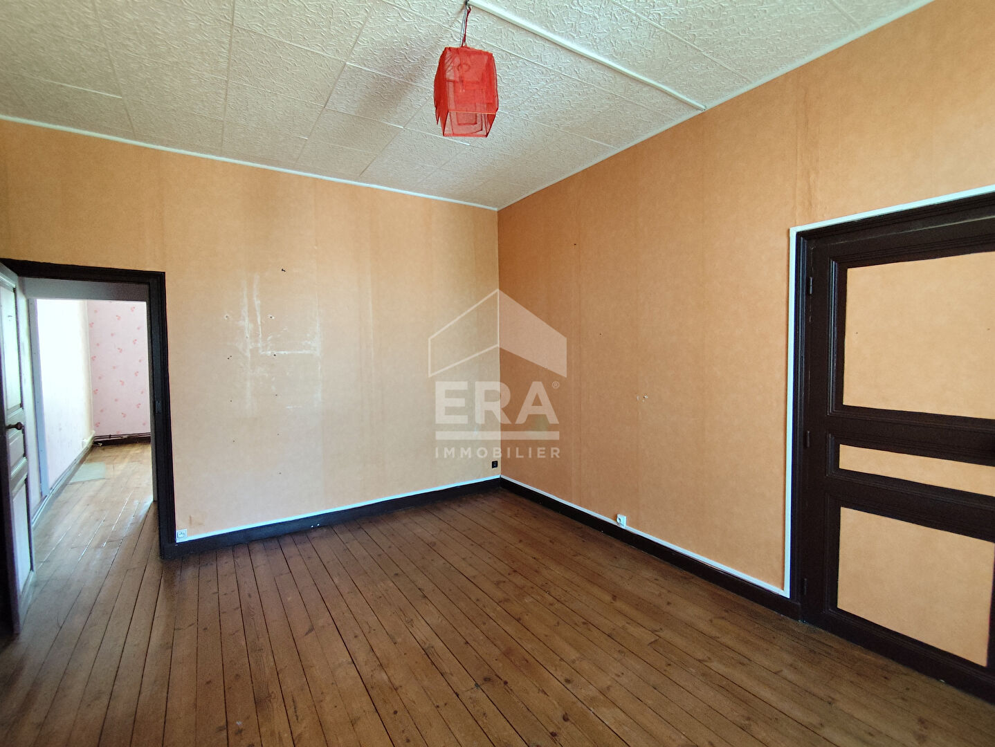 Photo 7 — ERA - BUY AND SELL
