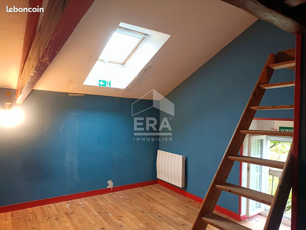 Photo 10 — ERA - BUY AND SELL