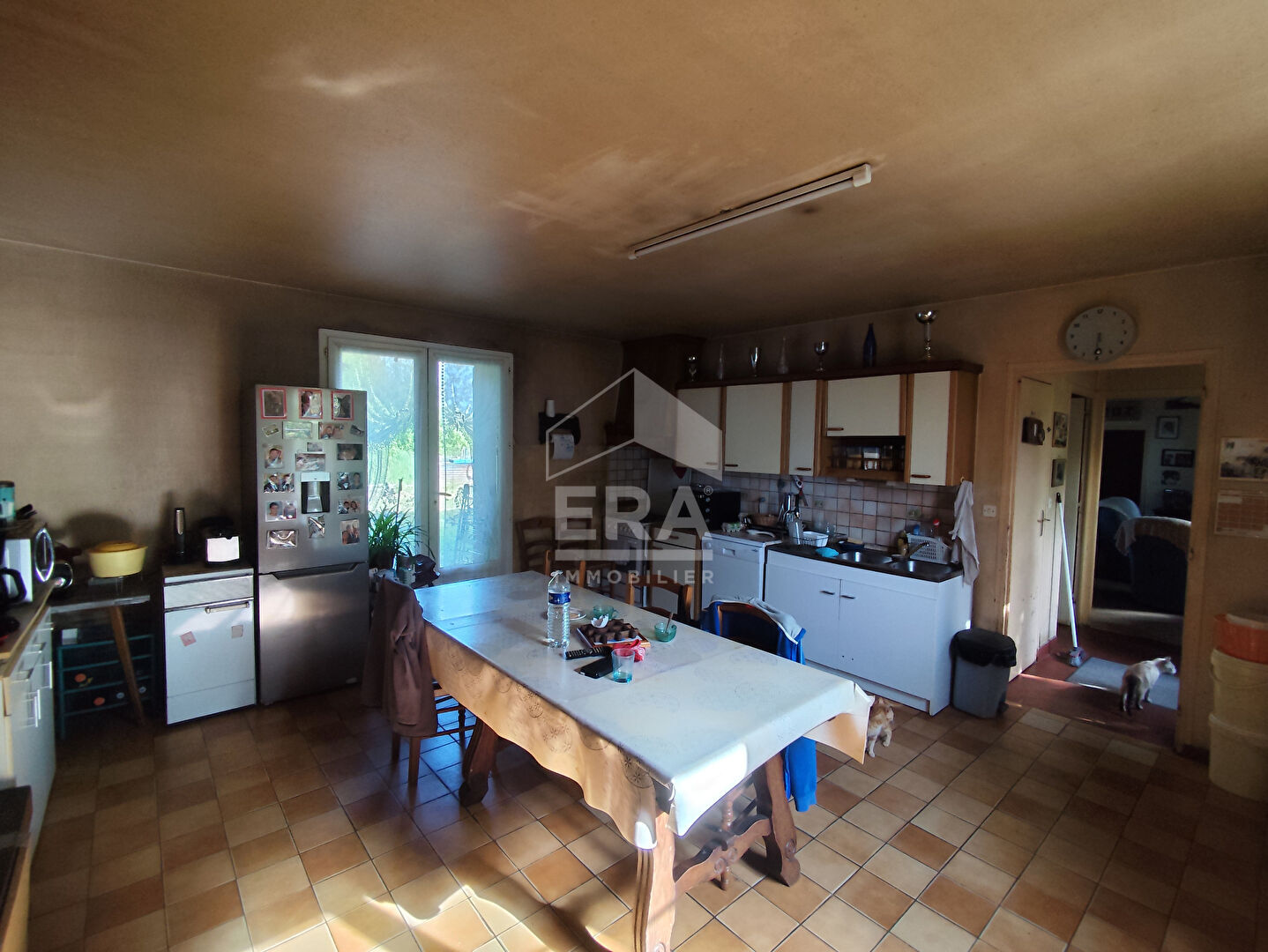 Photo 3 — ERA - BUY AND SELL