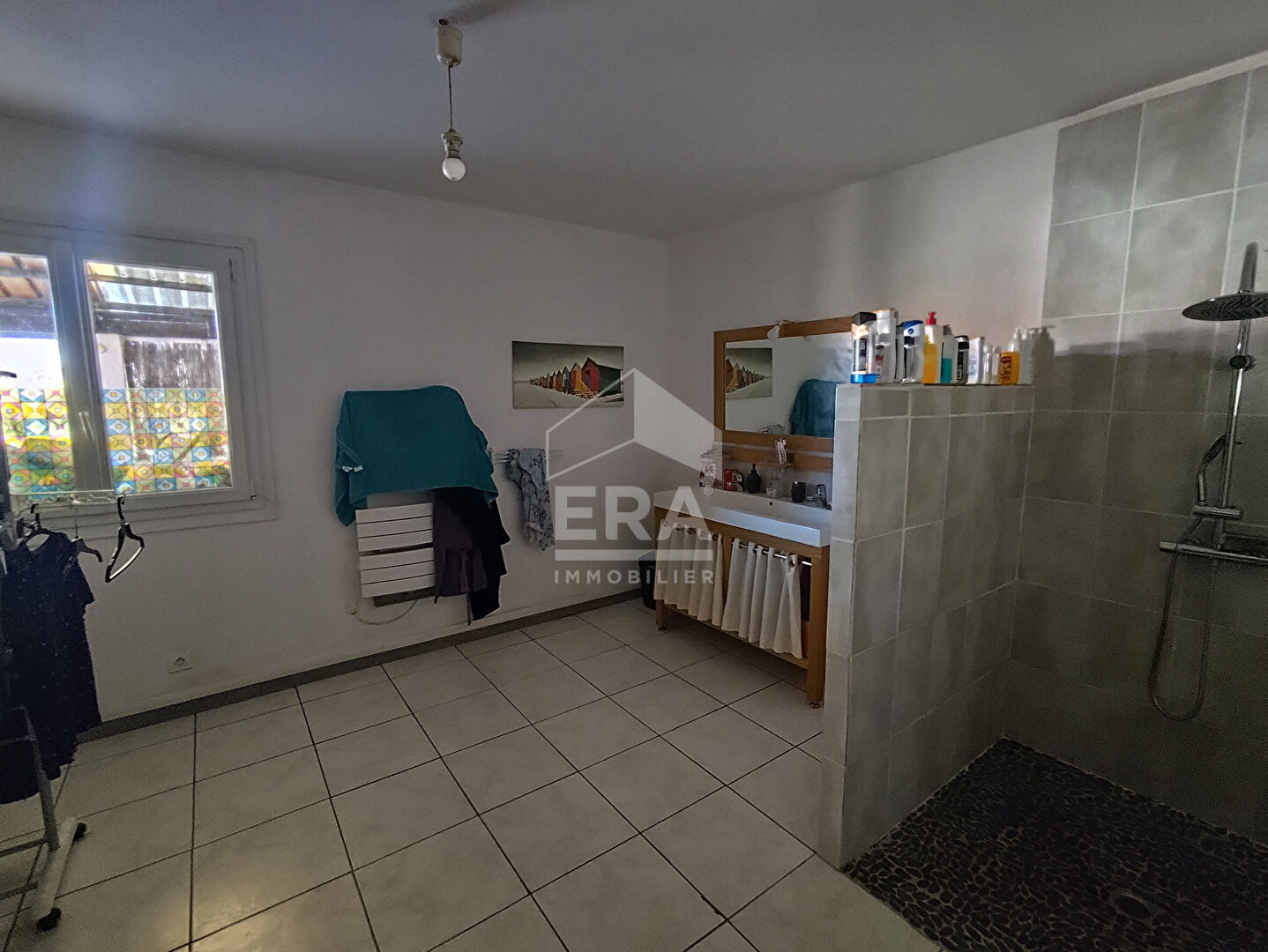 Photo 8 — ERA - BUY AND SELL