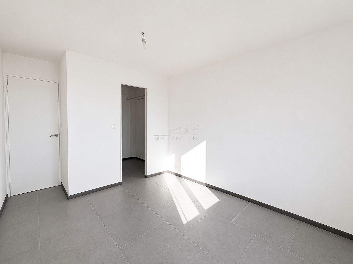 Photo 8 — AJUSTE IMMOBILIER