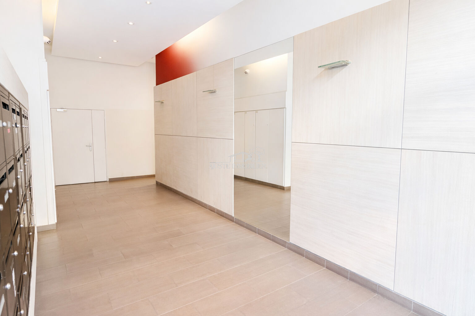 Photo 12 — AJUSTE IMMOBILIER
