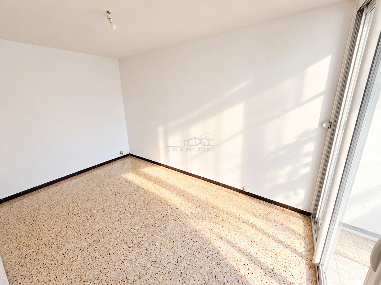 Photo 8 — AJUSTE IMMOBILIER