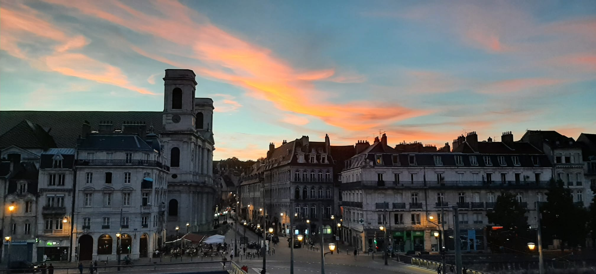 Photo 2 — AGENCE D'EXPERTS