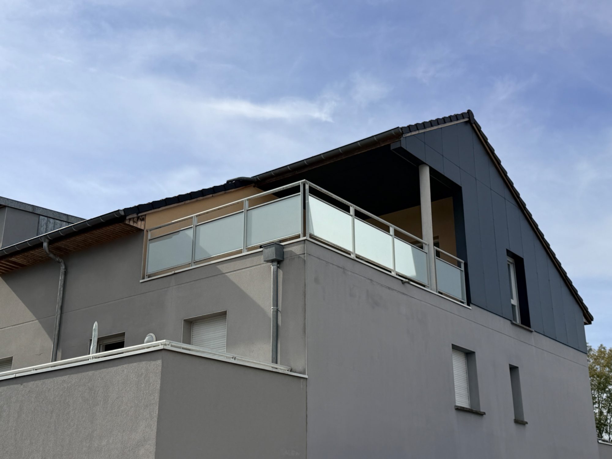 Photo 2 — AGENCE D'EXPERTS