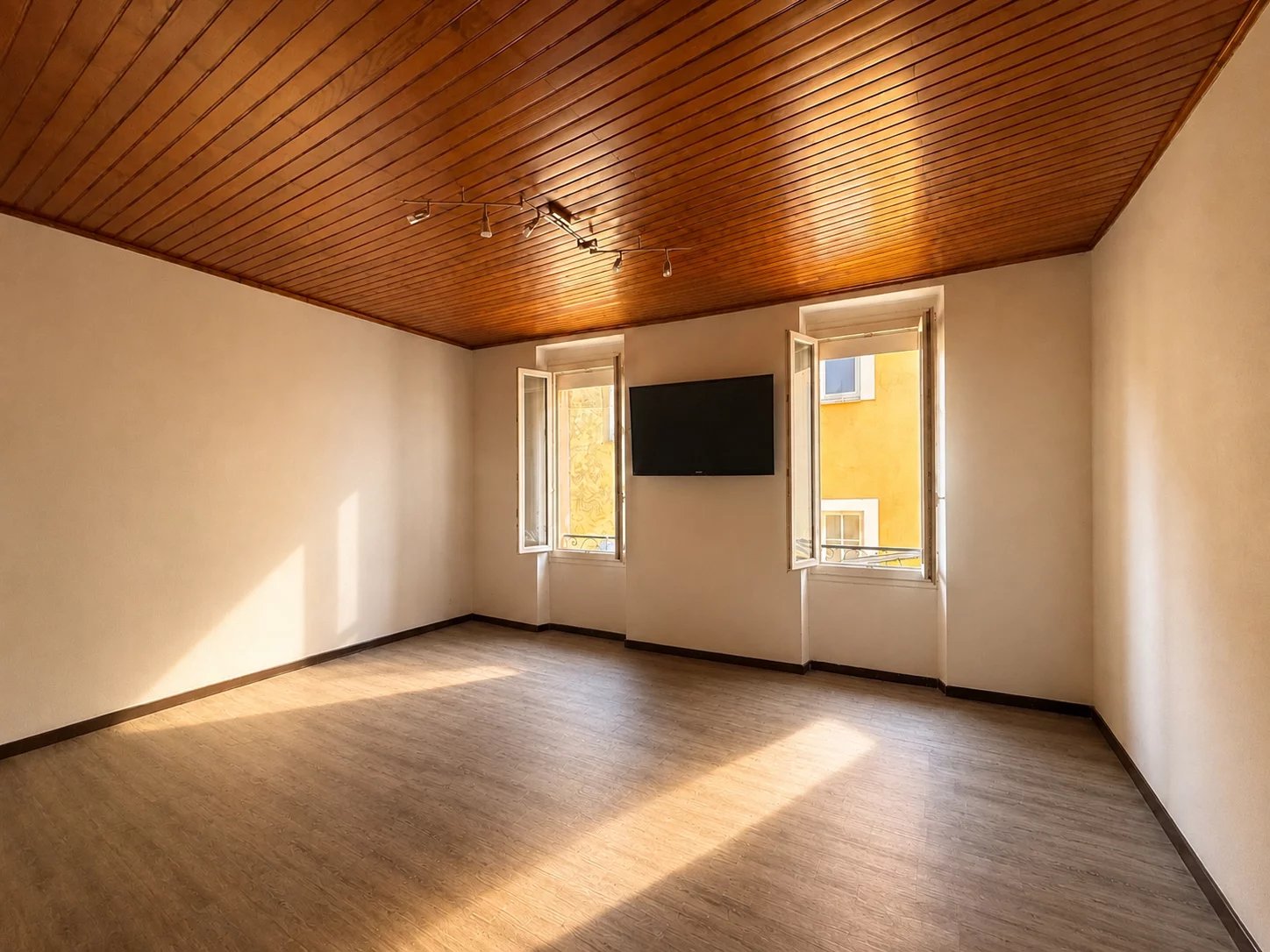 Photo 2 — COMBAREL IMMOBILIER