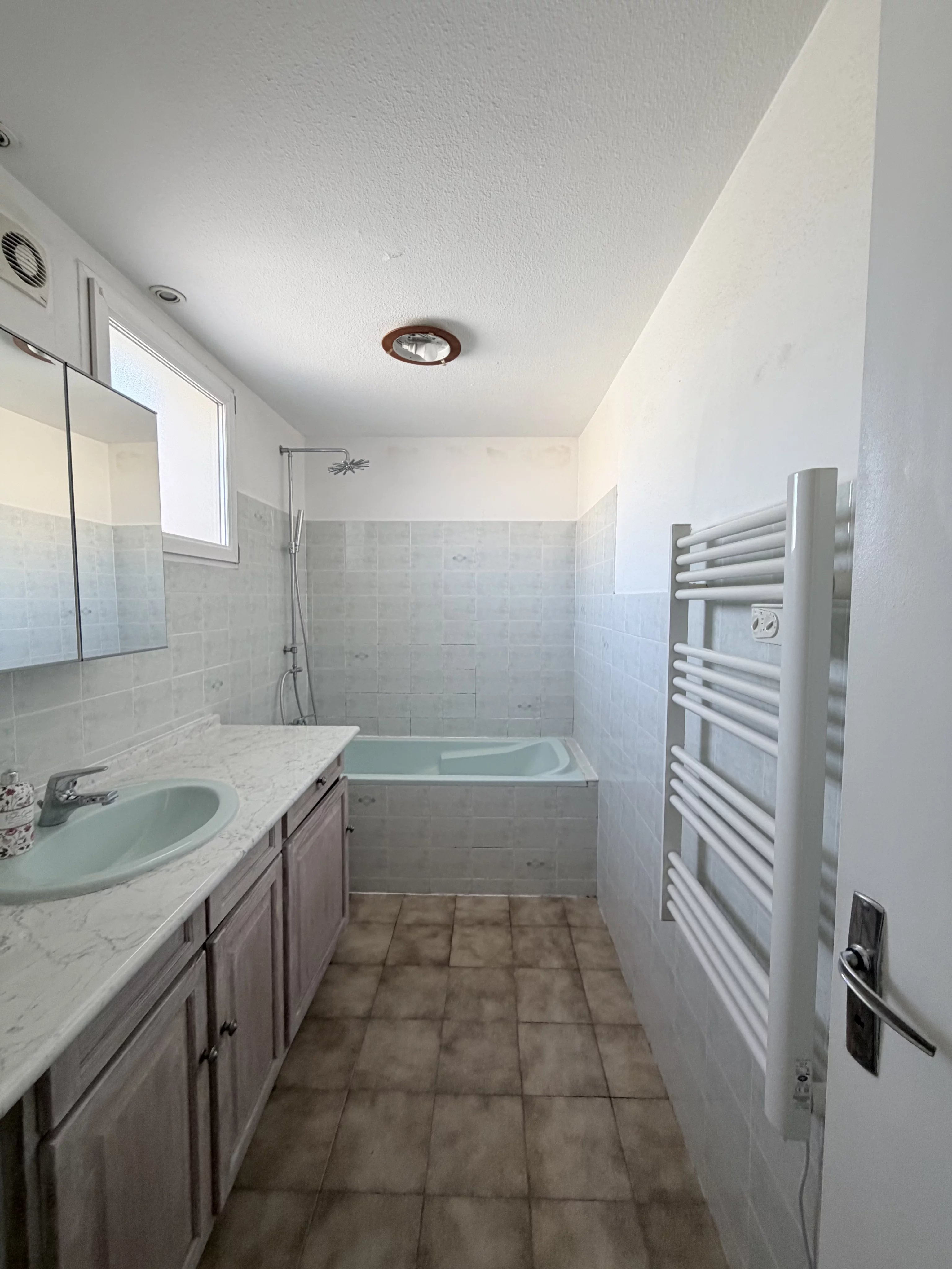 Photo 8 — COMBAREL IMMOBILIER