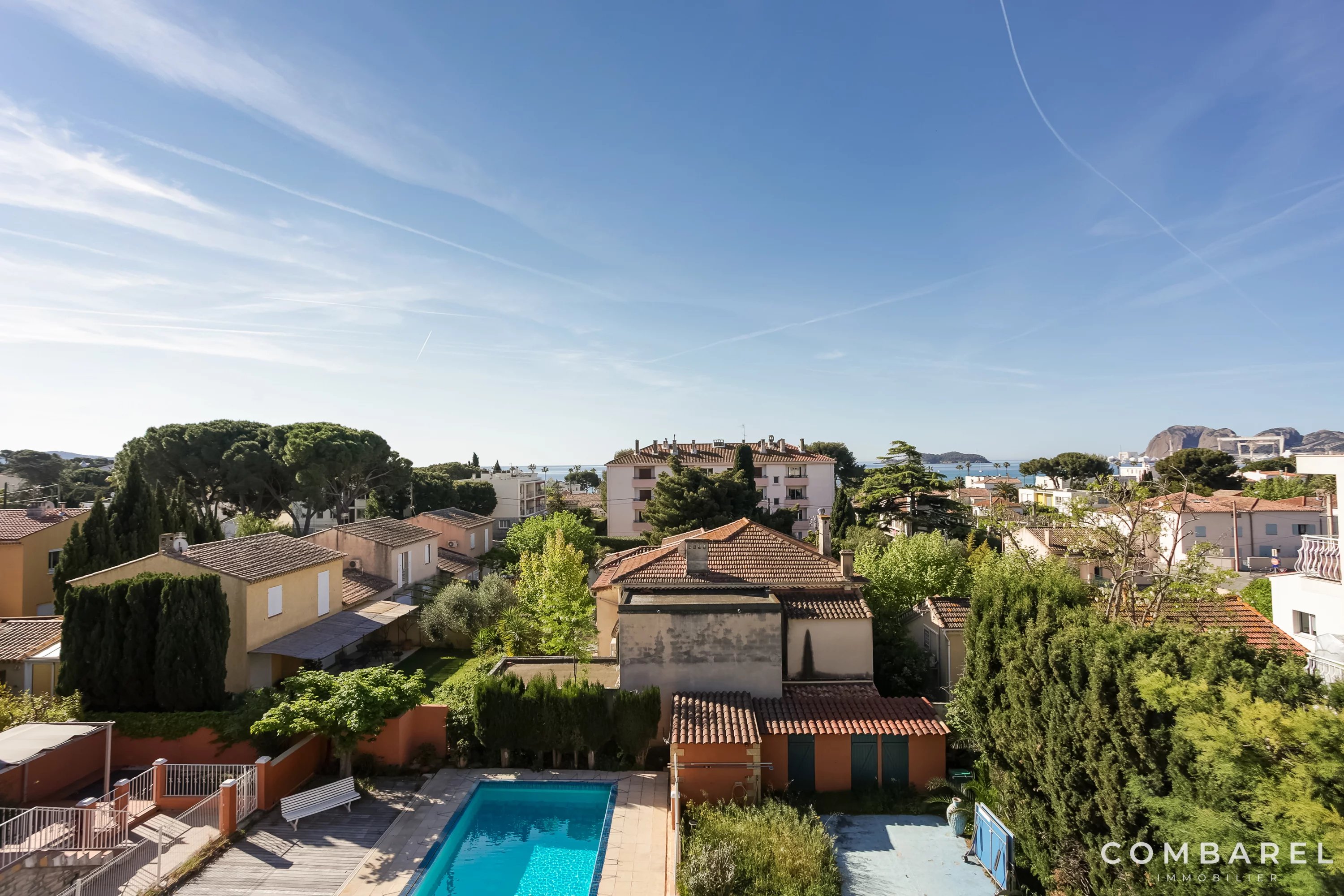 Photo 5 — COMBAREL IMMOBILIER