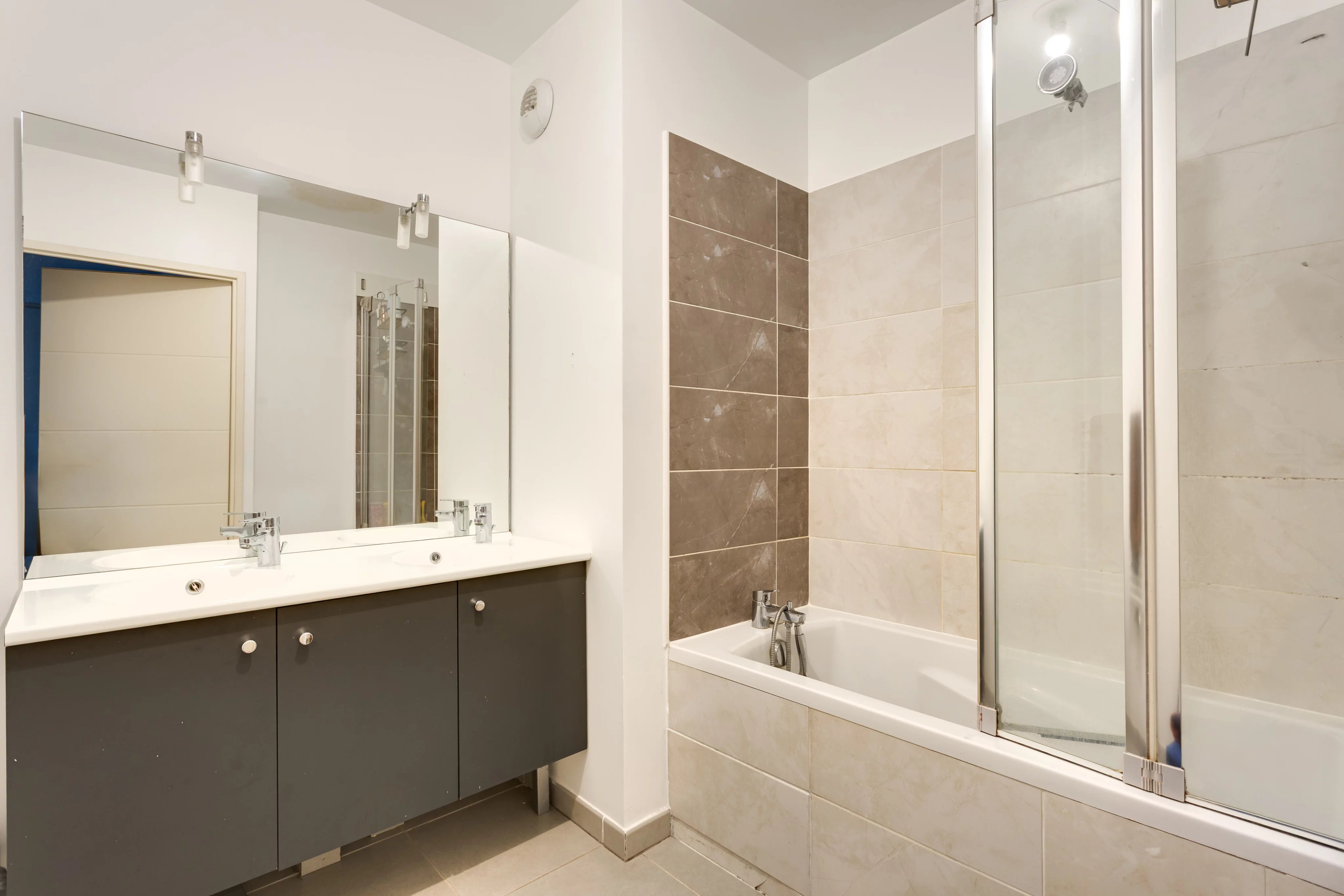 Photo 11 — COMBAREL IMMOBILIER