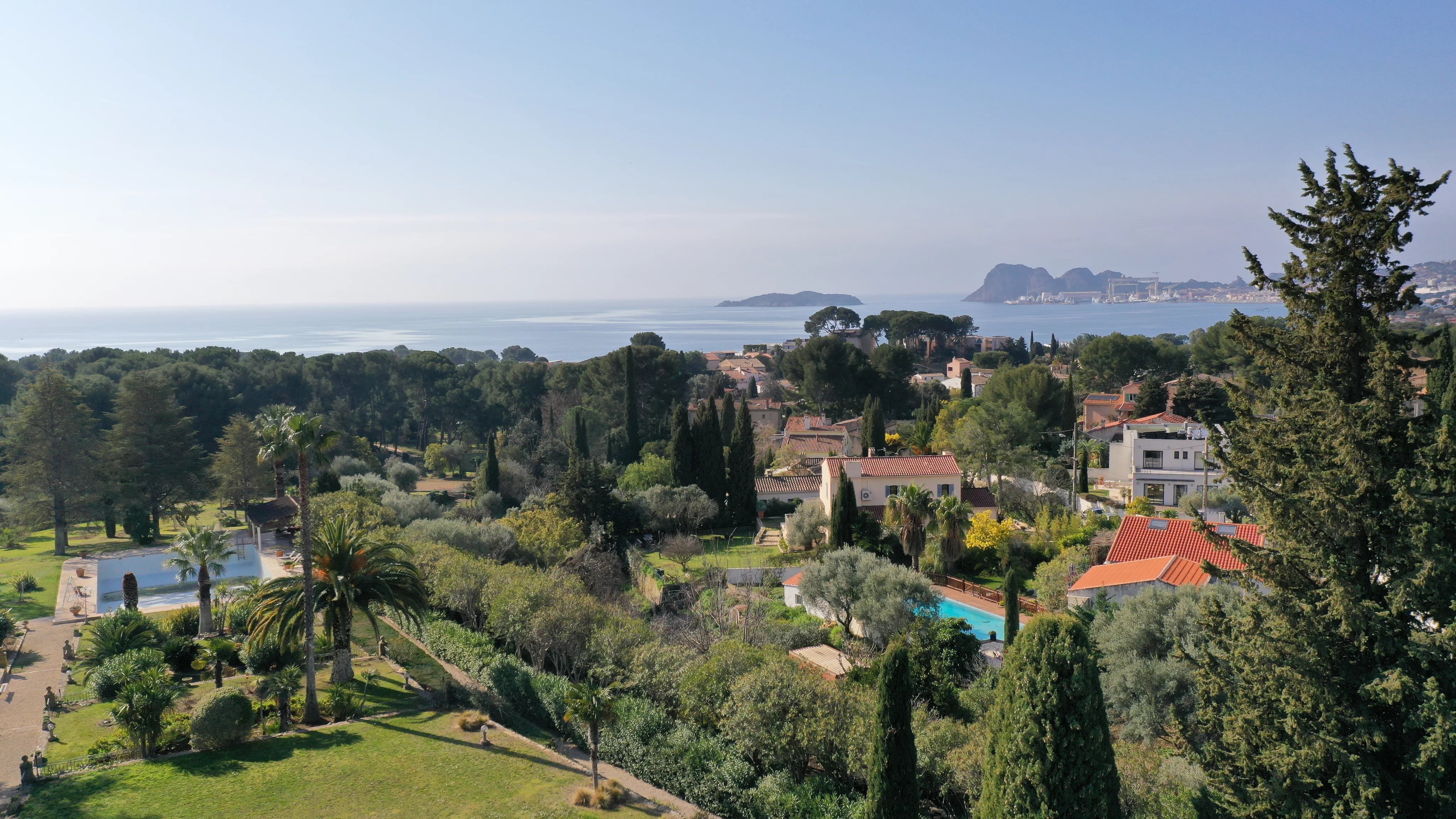 Photo 9 — COMBAREL IMMOBILIER