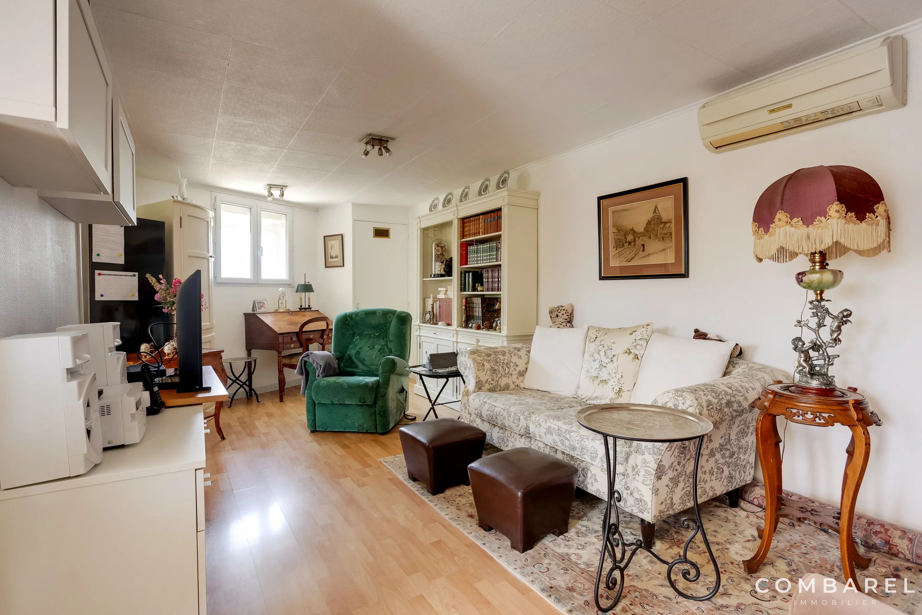 Photo 2 — COMBAREL IMMOBILIER