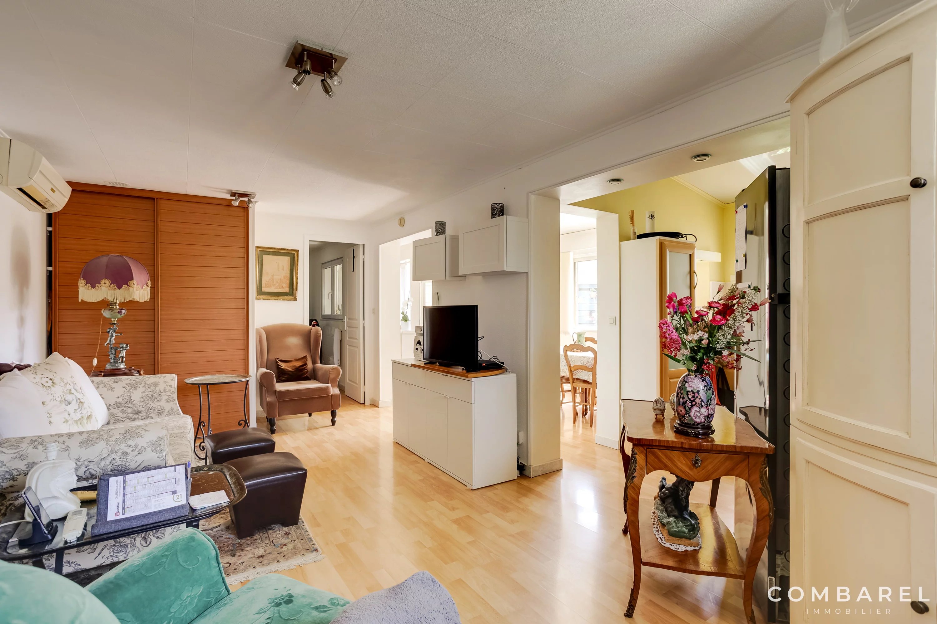 Photo 3 — COMBAREL IMMOBILIER