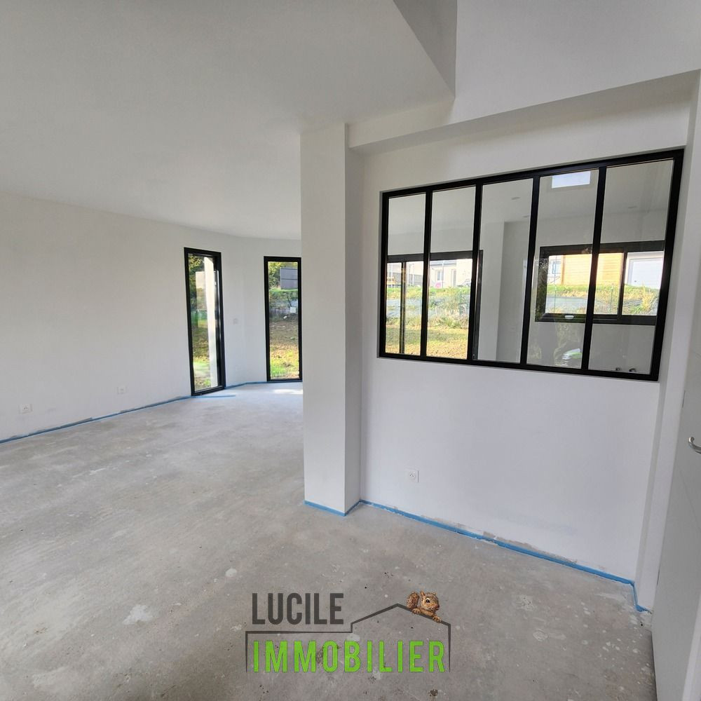 Photo 2 — LUCILE IMMOBILIER
