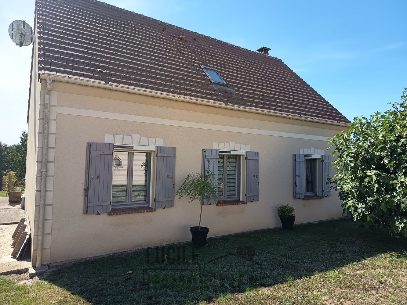 Photo 2 — LUCILE IMMOBILIER