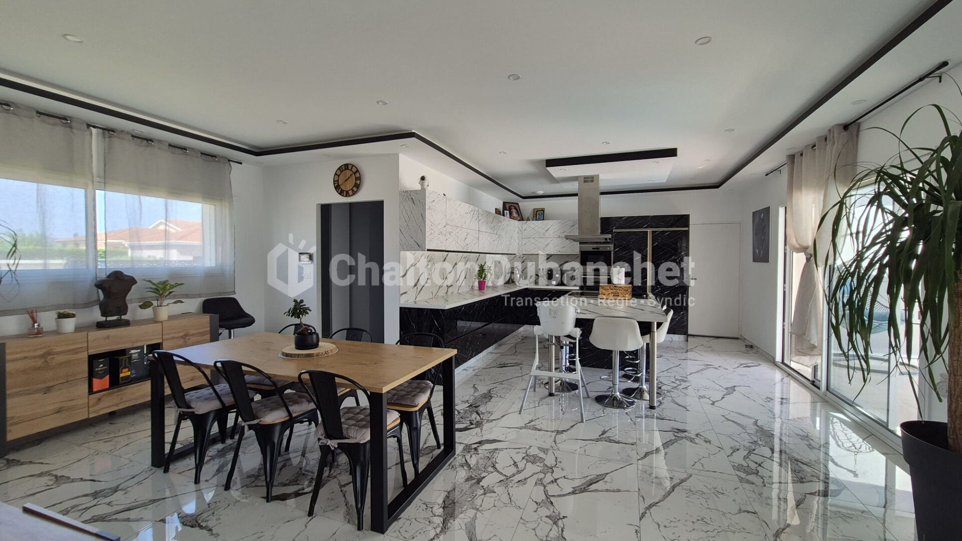 Photo 3 — CHALTON & DUBANCHET