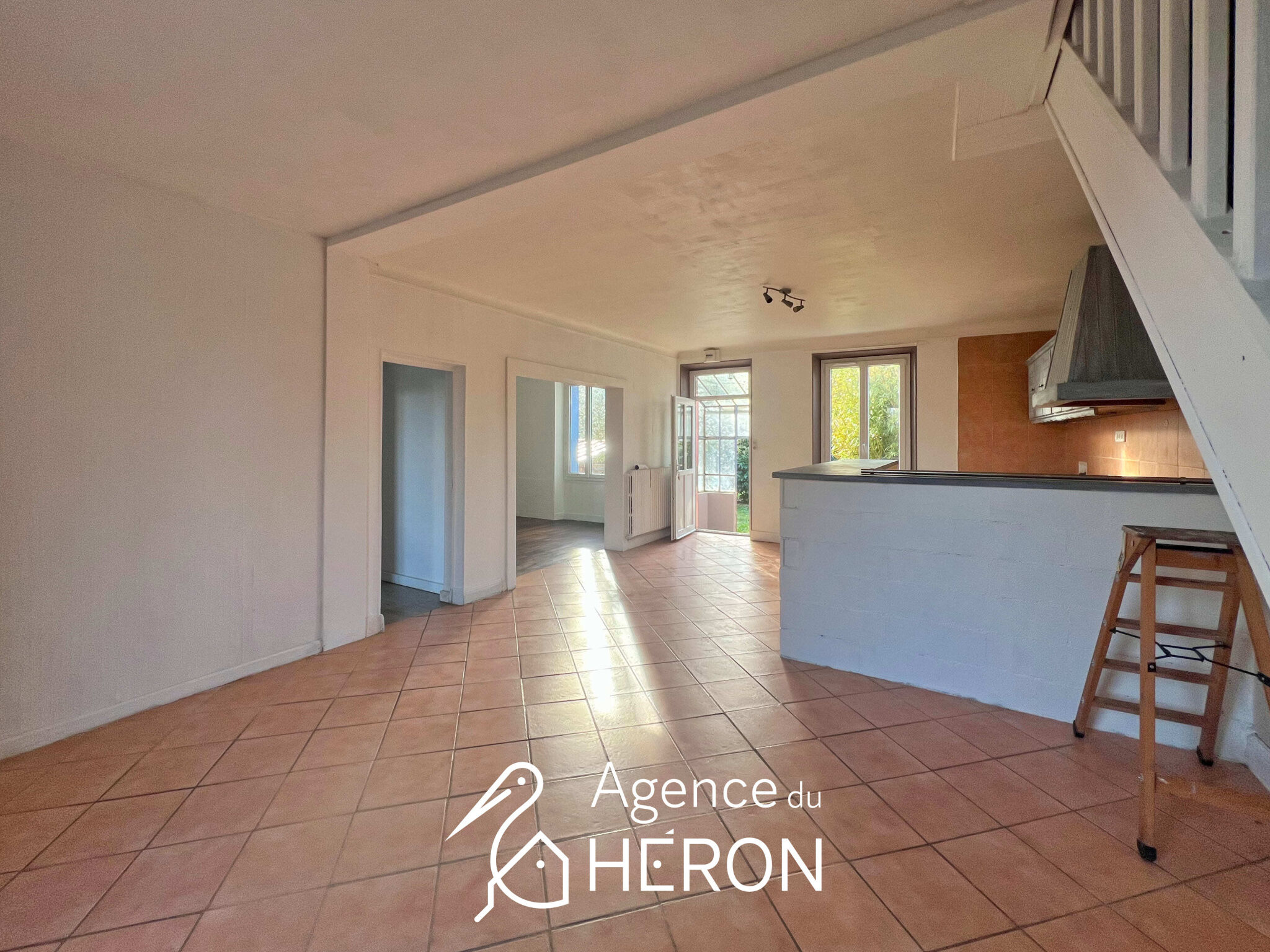 Photo 6 — L'AGENCE DU HERON
