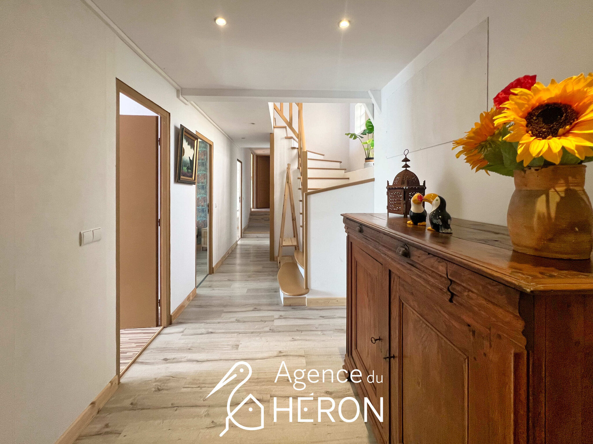 Photo 16 — L'AGENCE DU HERON