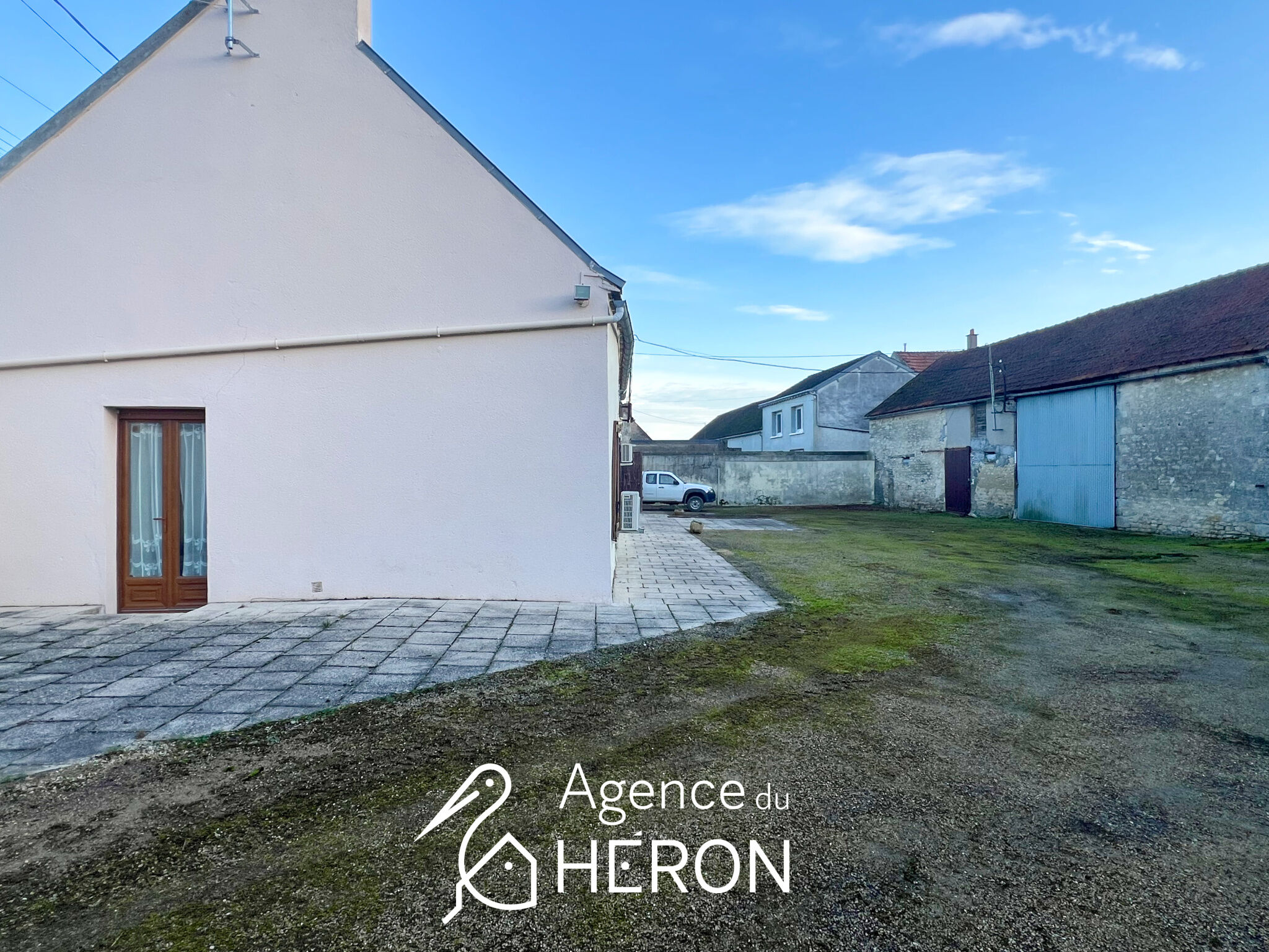 Photo 2 — L'AGENCE DU HERON