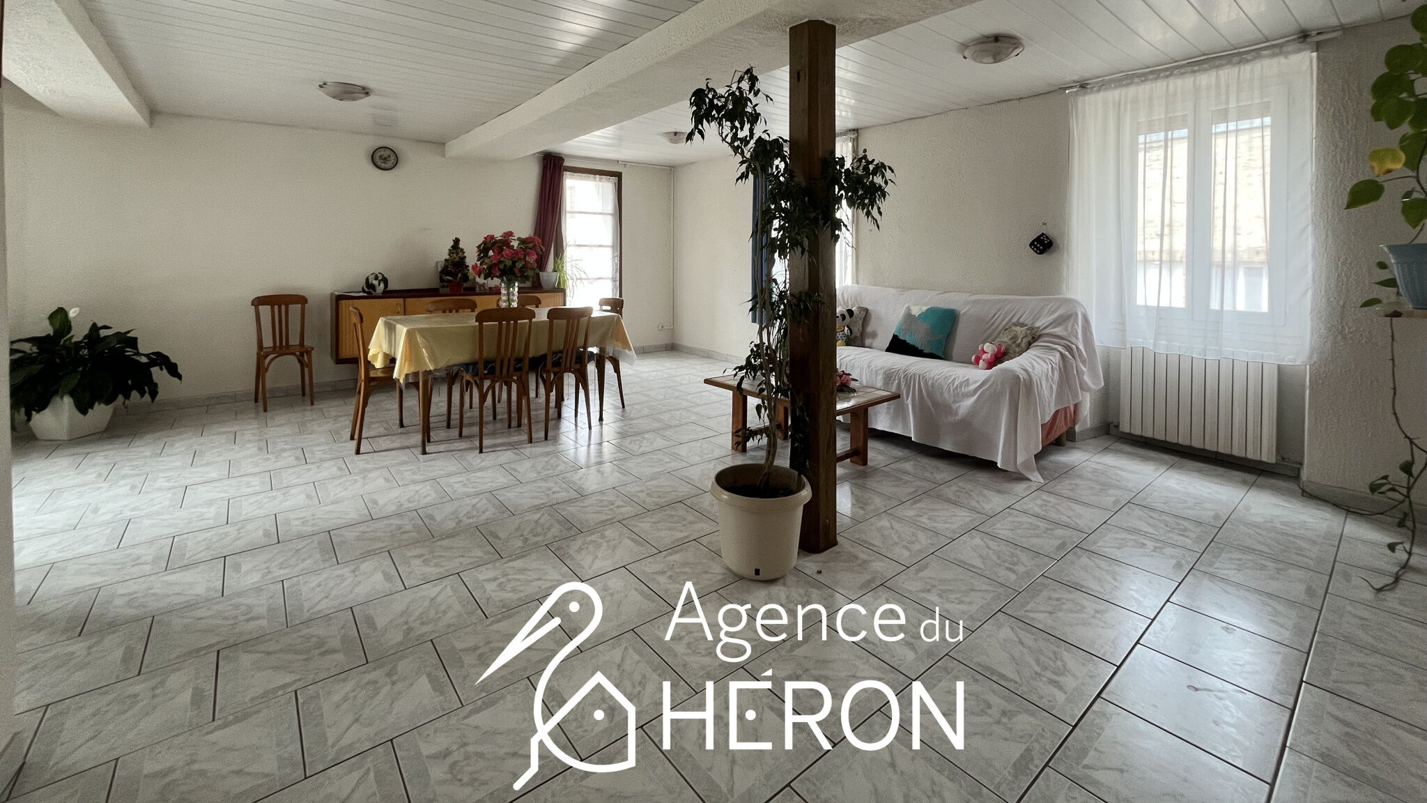 Photo 2 — L'AGENCE DU HERON