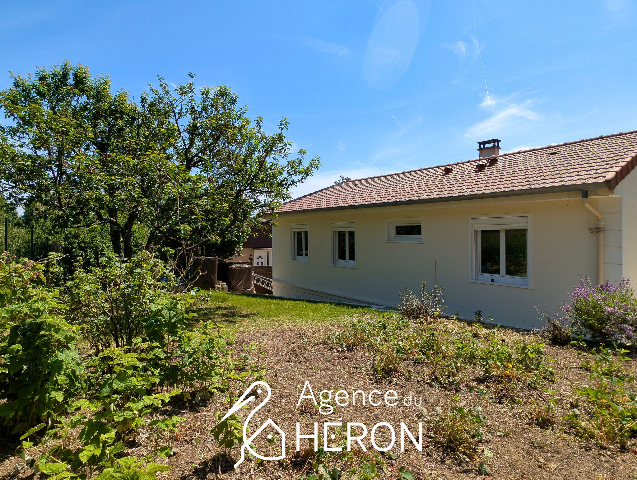Photo 12 — L'AGENCE DU HERON