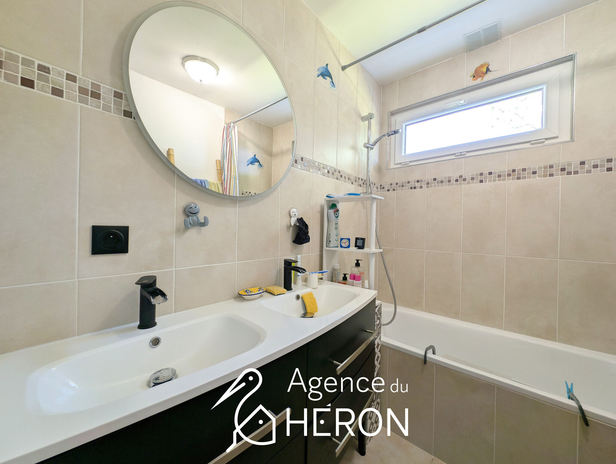 Photo 11 — L'AGENCE DU HERON