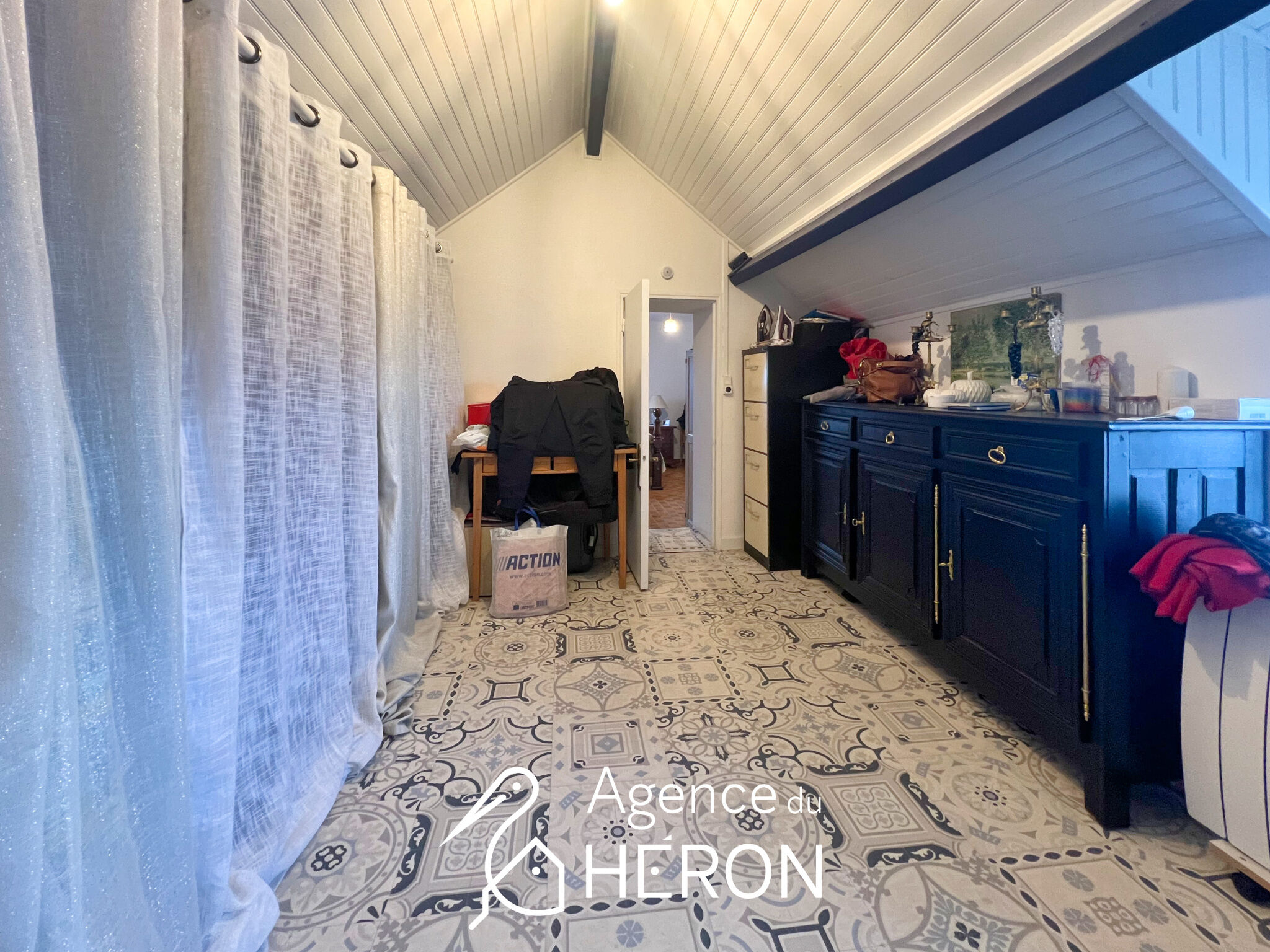 Photo 21 — L'AGENCE DU HERON