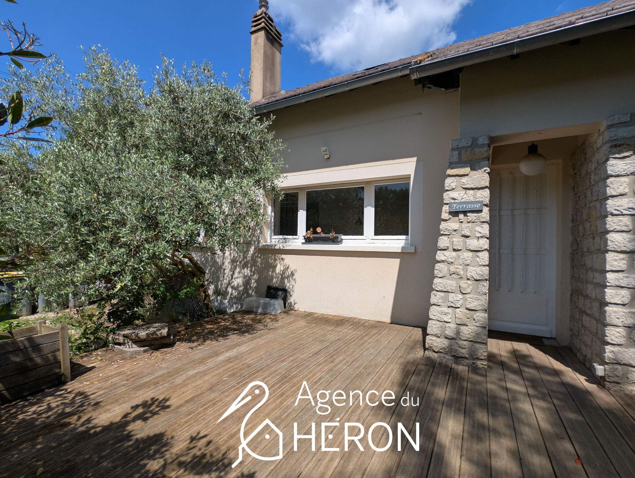 Photo 7 — L'AGENCE DU HERON
