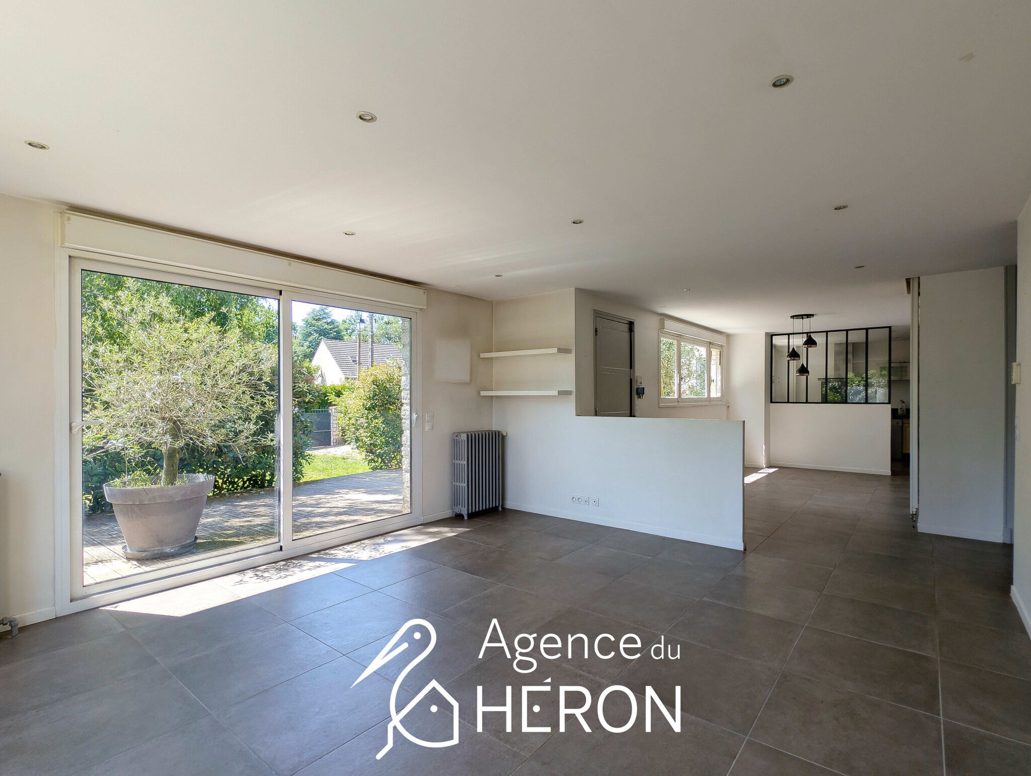 Photo 10 — L'AGENCE DU HERON
