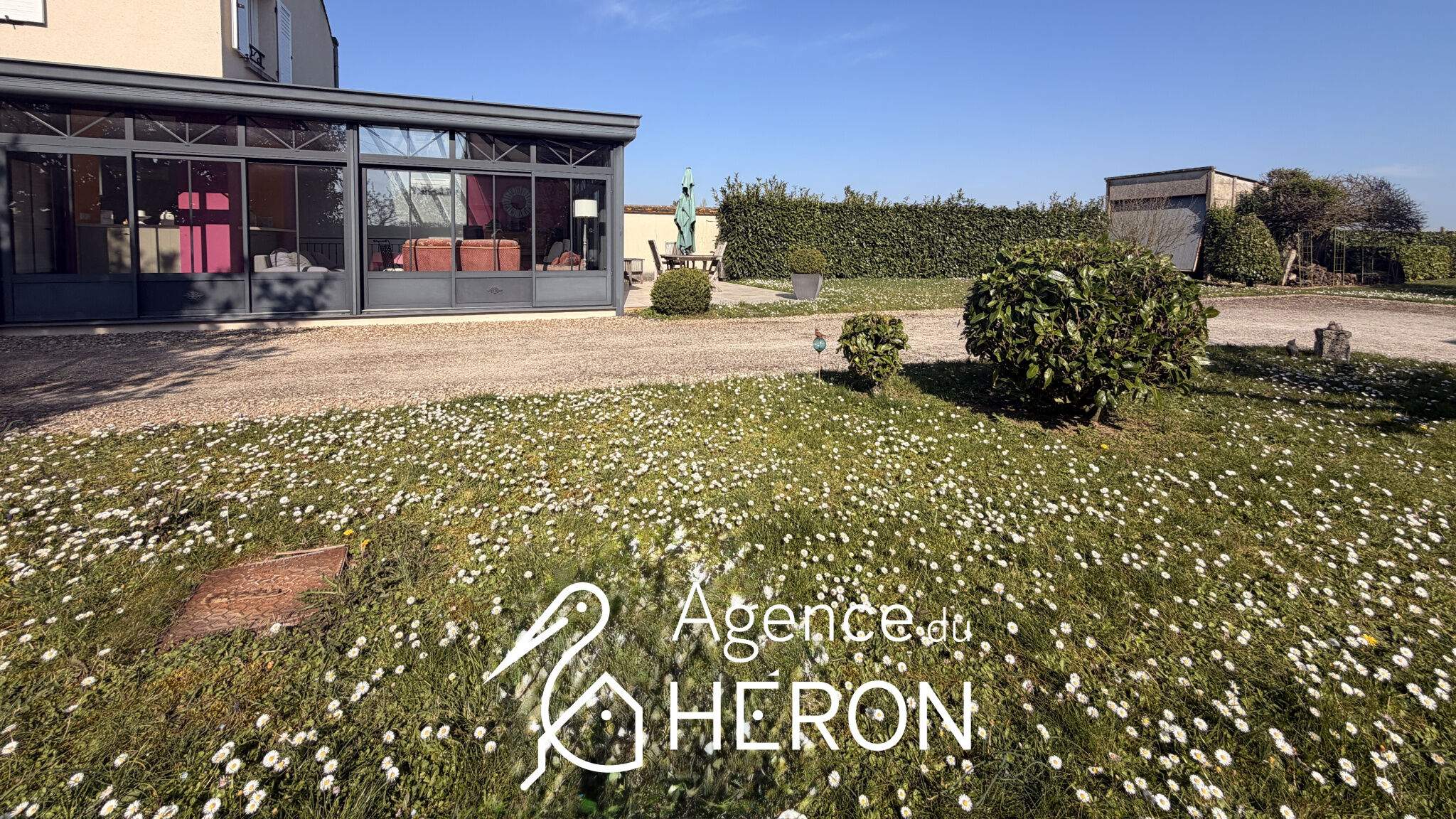 Photo 5 — L'AGENCE DU HERON