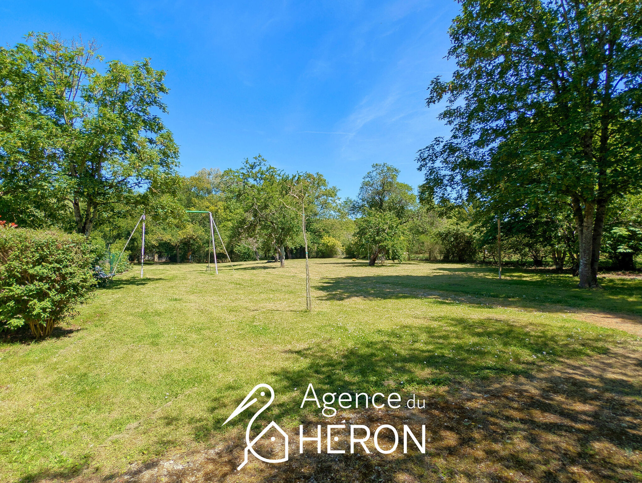 Photo 19 — L'AGENCE DU HERON